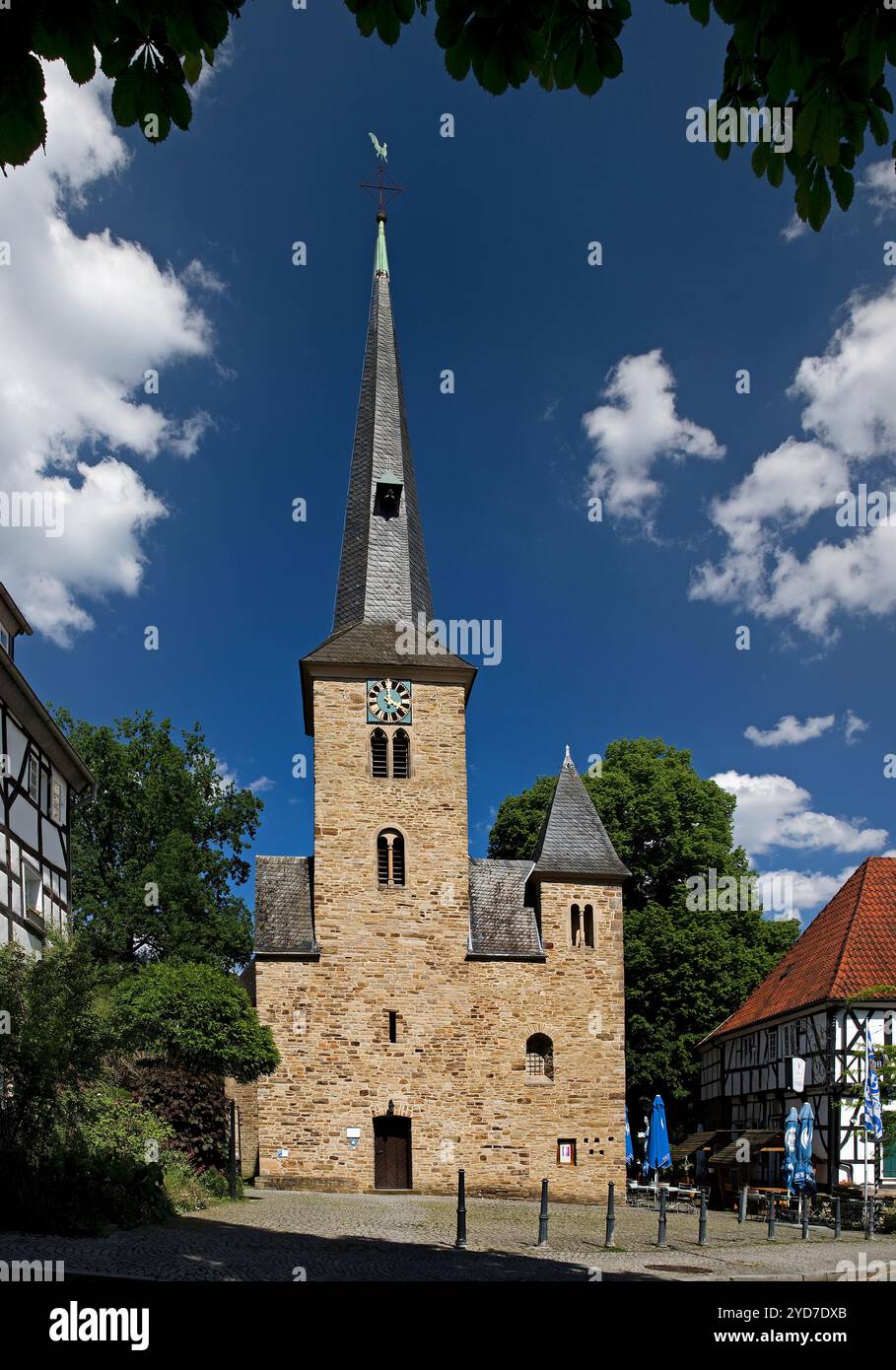 La chiesa del villaggio nel centro storico di Wengern, Wetter (Ruhr), Germania, Europa Foto Stock