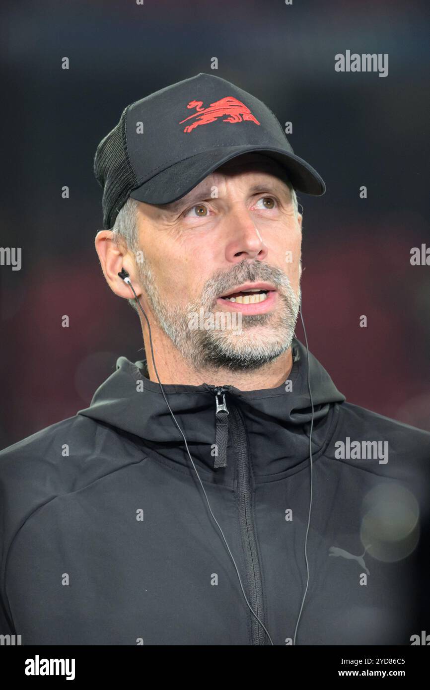 Lipsia, Germania. 23 ottobre 2024. GER, Saxony, Lipsia, Champions League RB Leipzig contro FC Liverpool, CHL, UCL, giorno della partita, stagione 2024/2025, RB Arena, f.l. nella foto: Marco Rose (RB Leipzig Trainer), 23.10.2024, credito: HMB Media/Alamy Live News Foto Stock