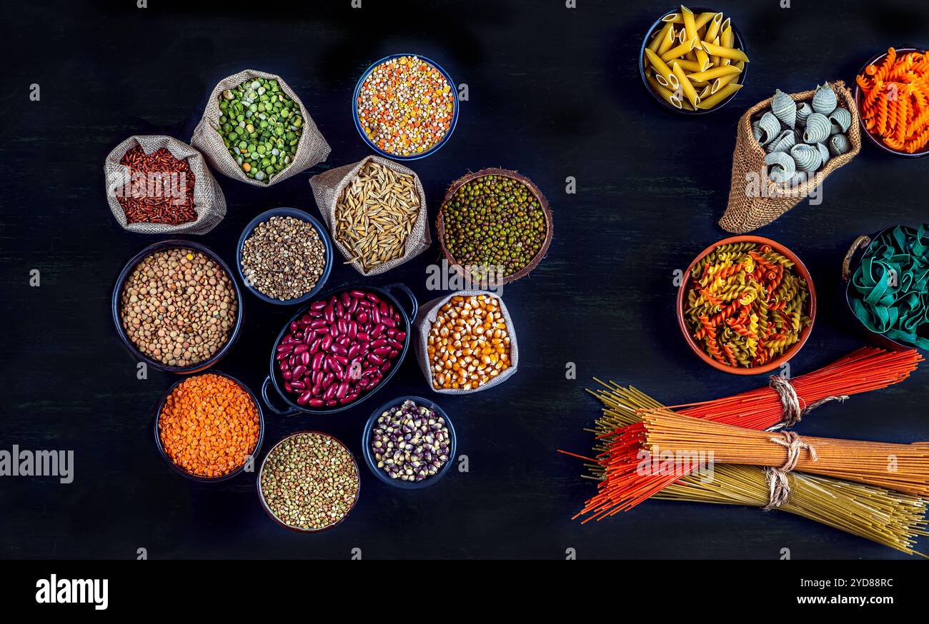 Dieta vegana - semi di cibo biologico e pasta - semi di cibo biologico e pasta. Foto Stock