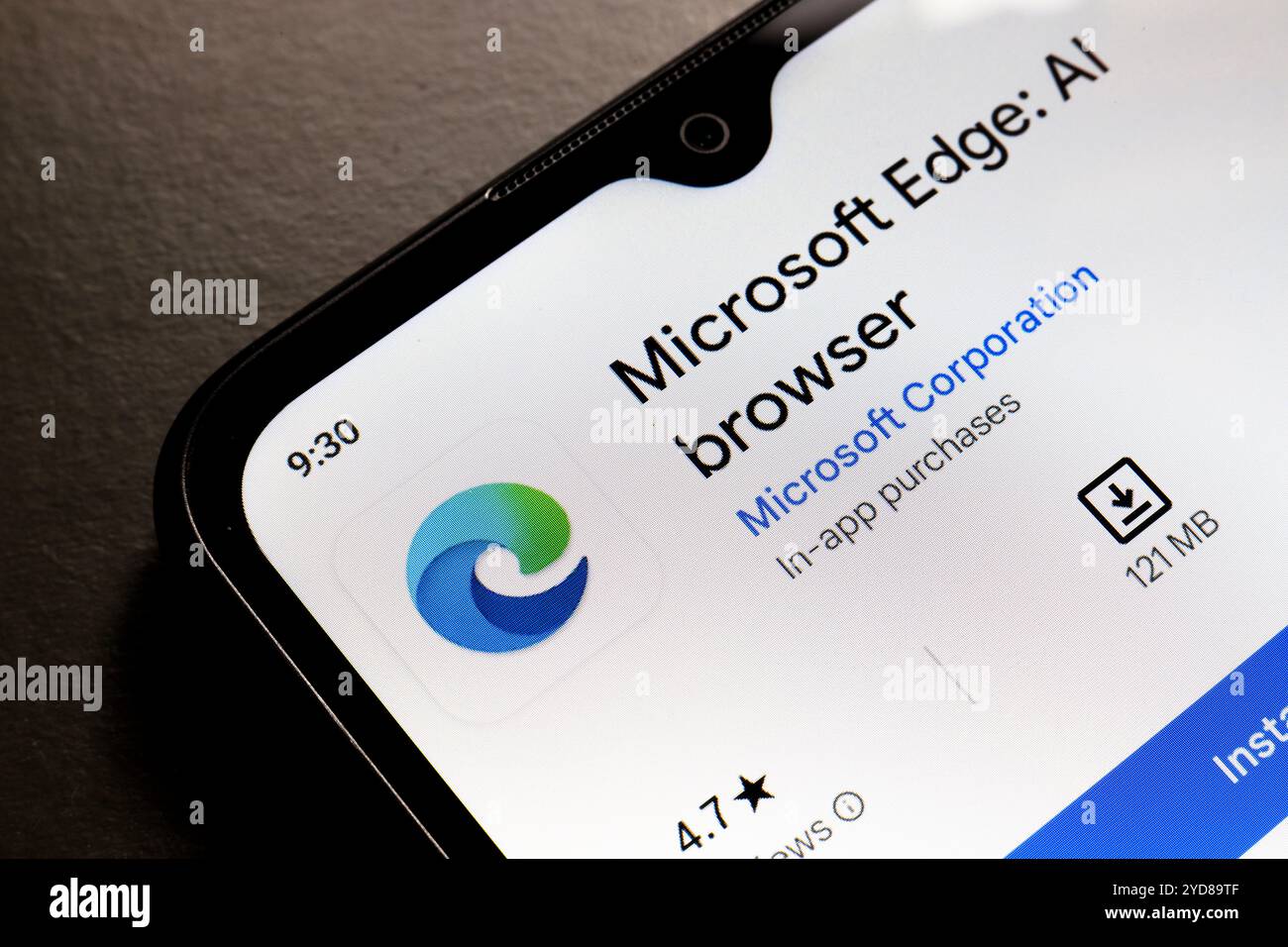 25 ottobre 2024, Brasile. In questa immagine, il logo dell'app Microsoft Edge viene visualizzato sullo schermo di uno smartphone Foto Stock
