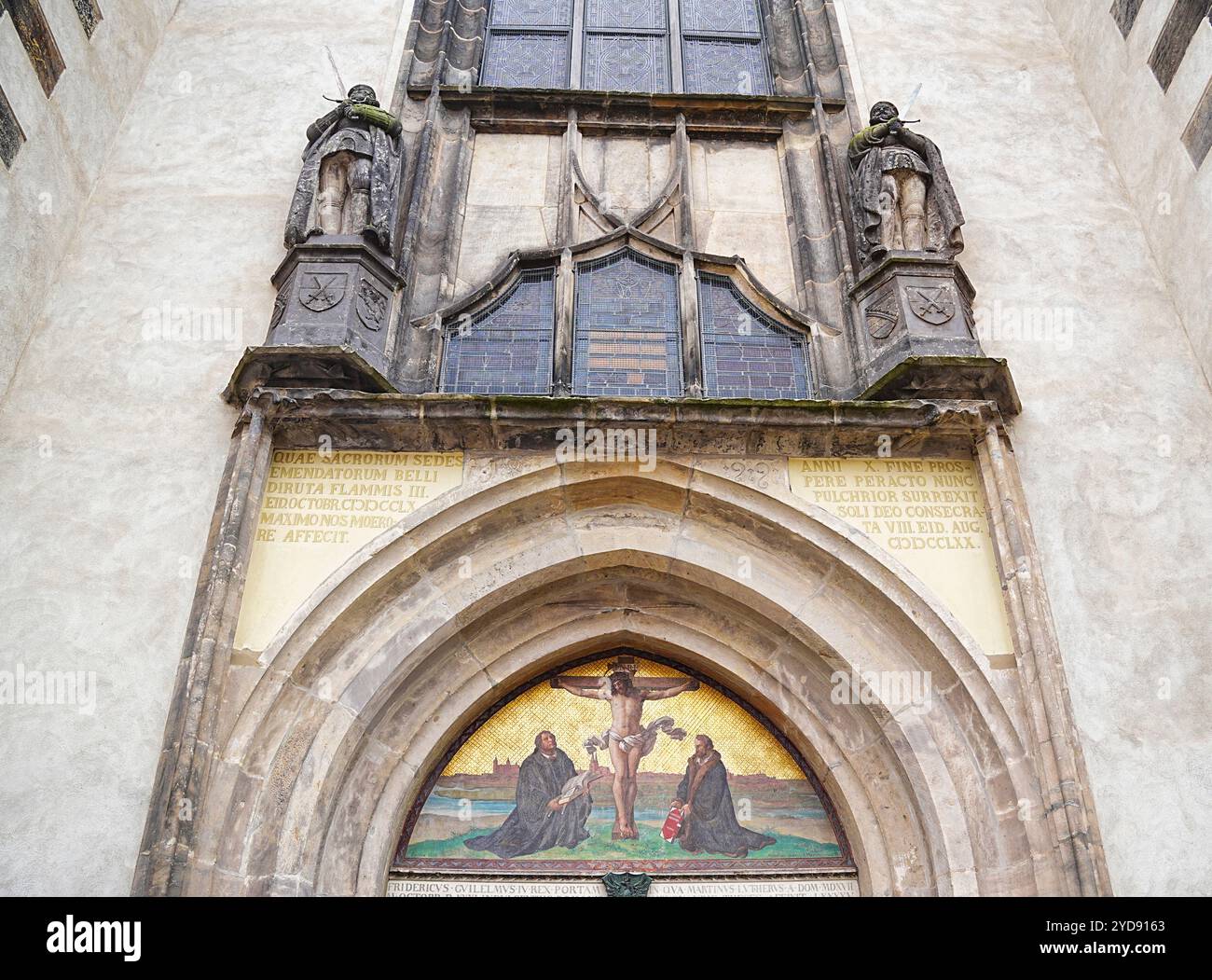 Porta della tesi alla chiesa del castello di Wittenberg Foto Stock