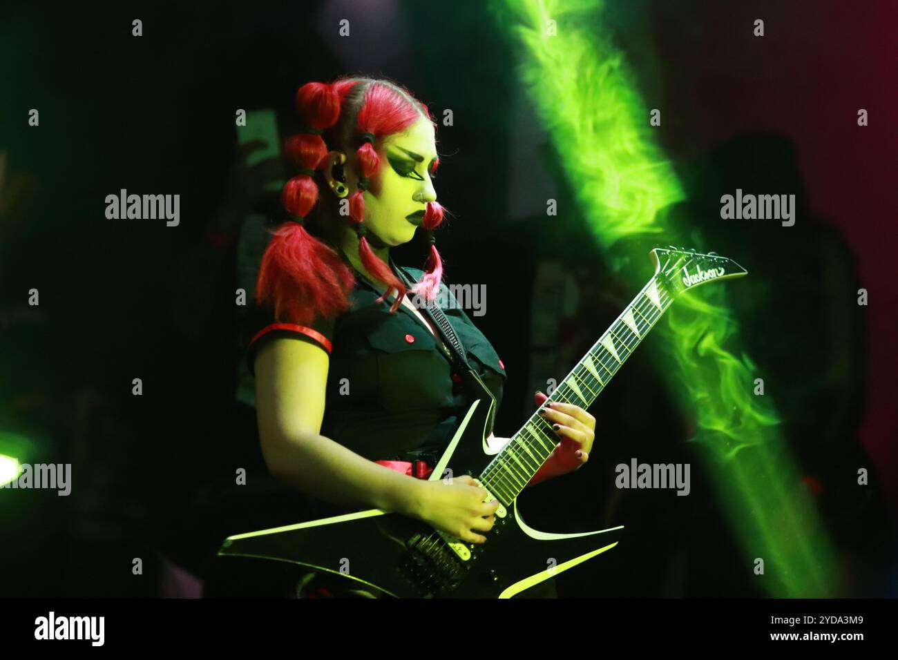 24 ottobre 2024, città del Messico, Ciudad de Mexico, Messico: Noizith membro della band electro Goth Pop americana-austriaca Aesthetic Perfection si esibisce sul palco come parte del Fall Goth Tour 2024 al San Rafael Forum. Il 24 ottobre 2024 a città del Messico, Messico. (Credit Image: © Carlos Santiago/eyepix via ZUMA Press Wire) SOLO PER USO EDITORIALE! Non per USO commerciale! Foto Stock