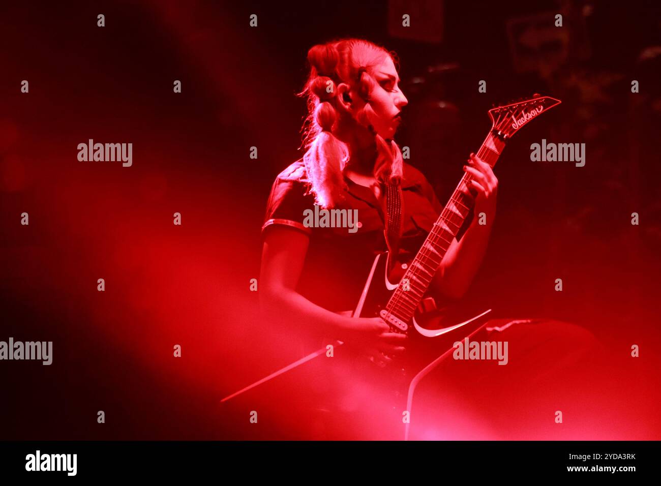 24 ottobre 2024, città del Messico, Ciudad de Mexico, Messico: Noizith membro della band electro Goth Pop americana-austriaca Aesthetic Perfection si esibisce sul palco come parte del Fall Goth Tour 2024 al San Rafael Forum. Il 24 ottobre 2024 a città del Messico, Messico. (Credit Image: © Carlos Santiago/eyepix via ZUMA Press Wire) SOLO PER USO EDITORIALE! Non per USO commerciale! Foto Stock