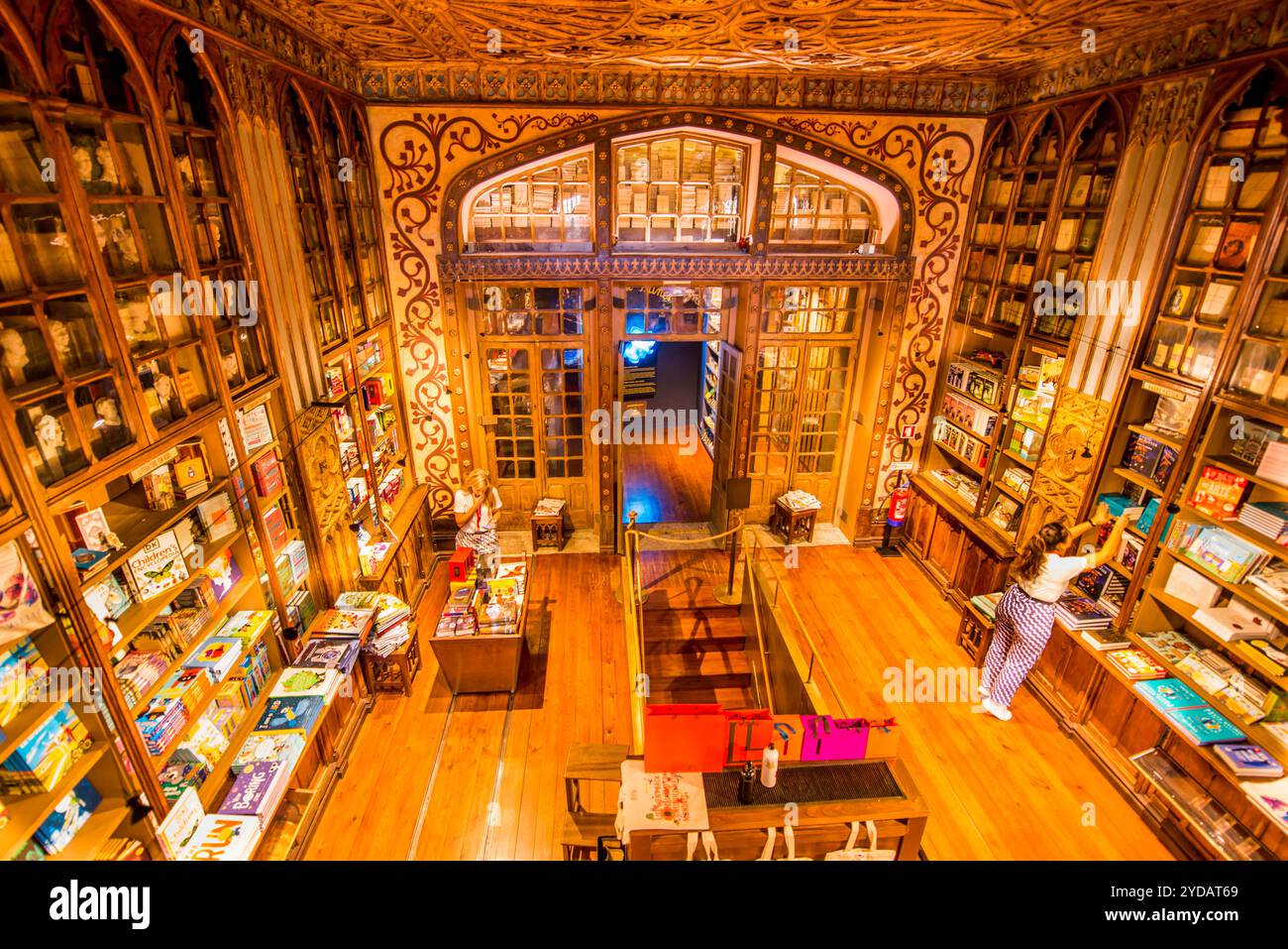 Libreria Lello (Livraria Lello) o libreria Harry Potter, Porto Portogallo. Foto Stock