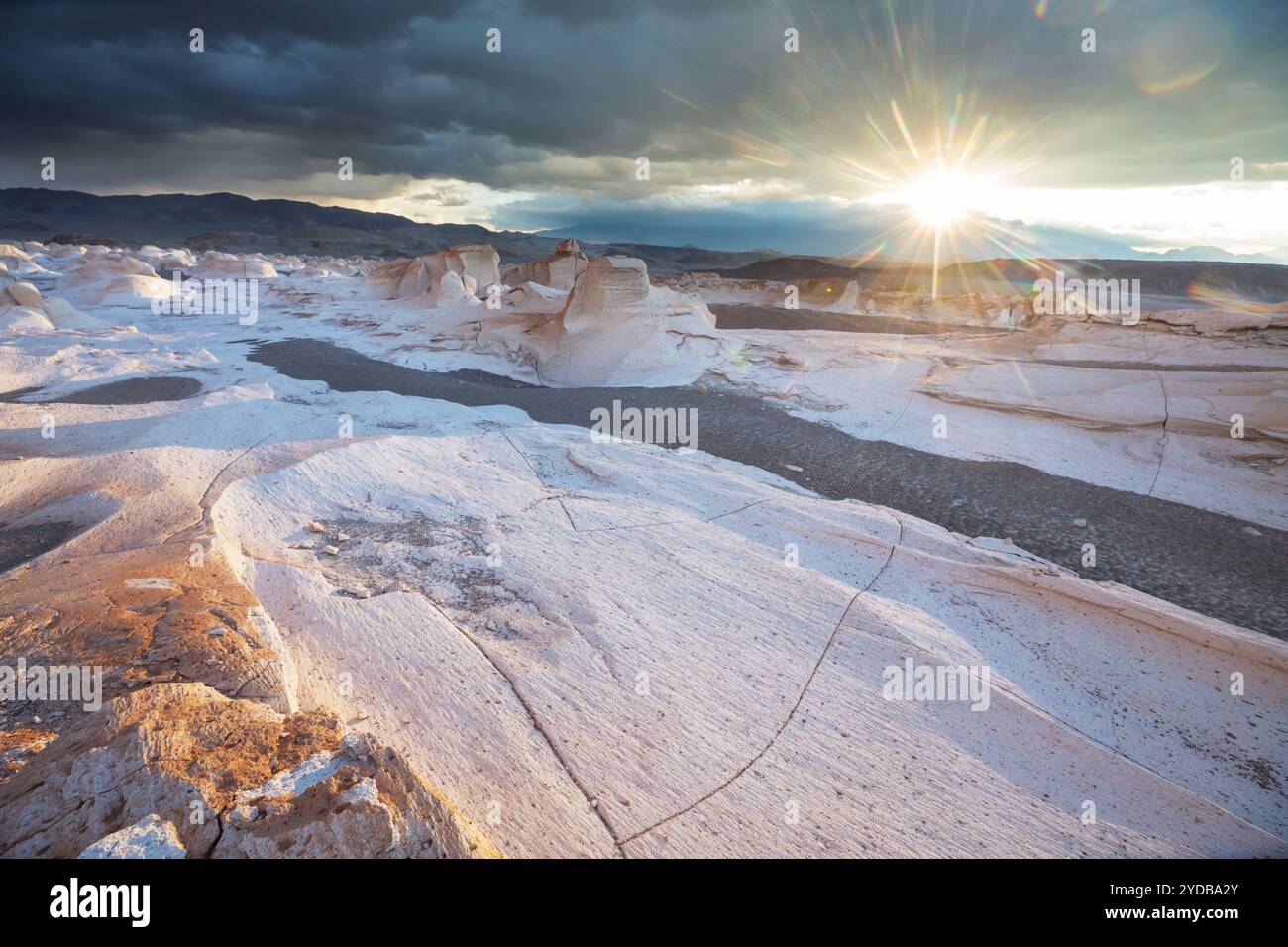 Fantastici paesaggi panoramici dell'Argentina settentrionale. Splendidi paesaggi naturali. Campo de Piedra Pomez vicino a Antofagasta de la Sierra, Puna. Foto Stock