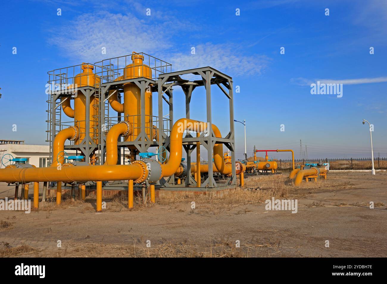 Attrezzature e tubazioni per giacimenti petroliferi Foto Stock