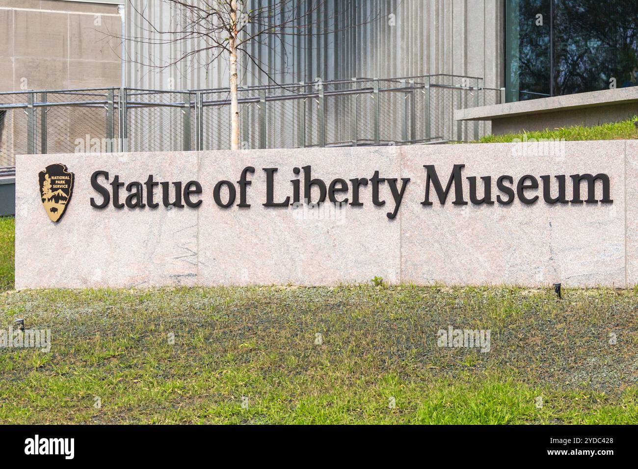 New York, NY, Stati Uniti d'America - 16 Maggio 2019: la Statua della Libertà Museo sul suo giorno di apertura sulla Liberty Island, NY USA Foto Stock