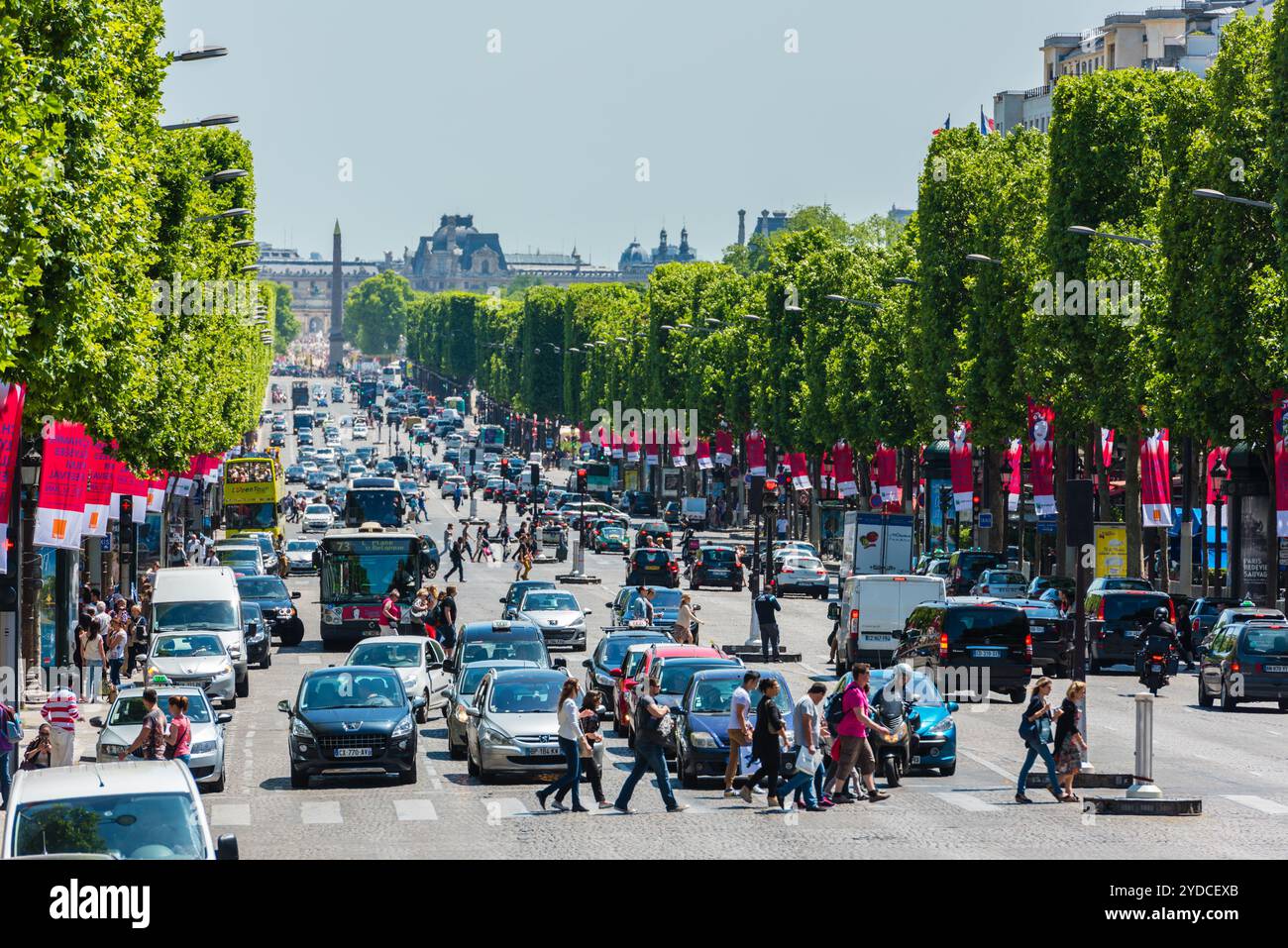 Vista sugli Champs Elysees di Parigi Foto Stock