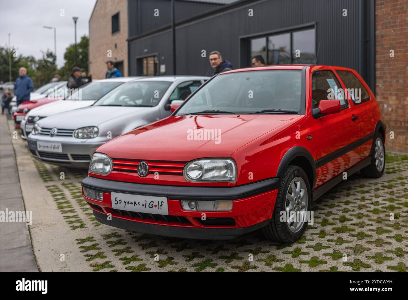 50 anni di Golf - Volkswagen Golf GTi, in mostra al Bicester Heritage Scramble il 6 ottobre 2024. Foto Stock