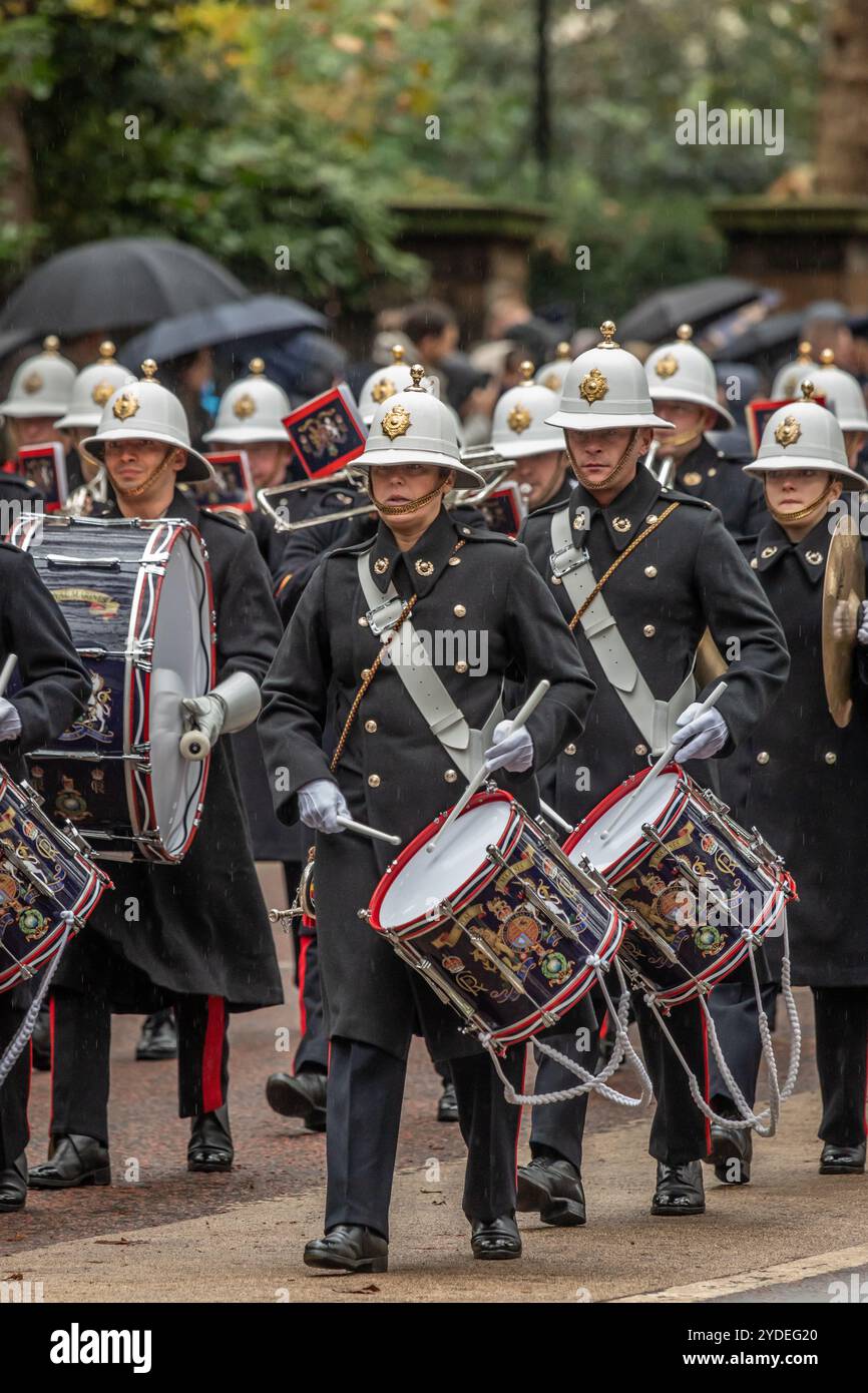 Side Drummer of Her Majesty's Royal Marines, Birdcage Walk, Londra, Regno Unito Foto Stock
