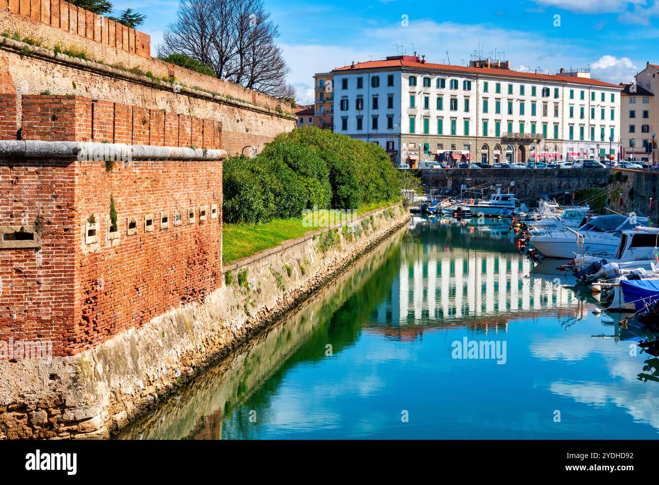 Vista della Fortezza nuova di Livorno, vista da Viale degli Avvalorati. Foto Stock