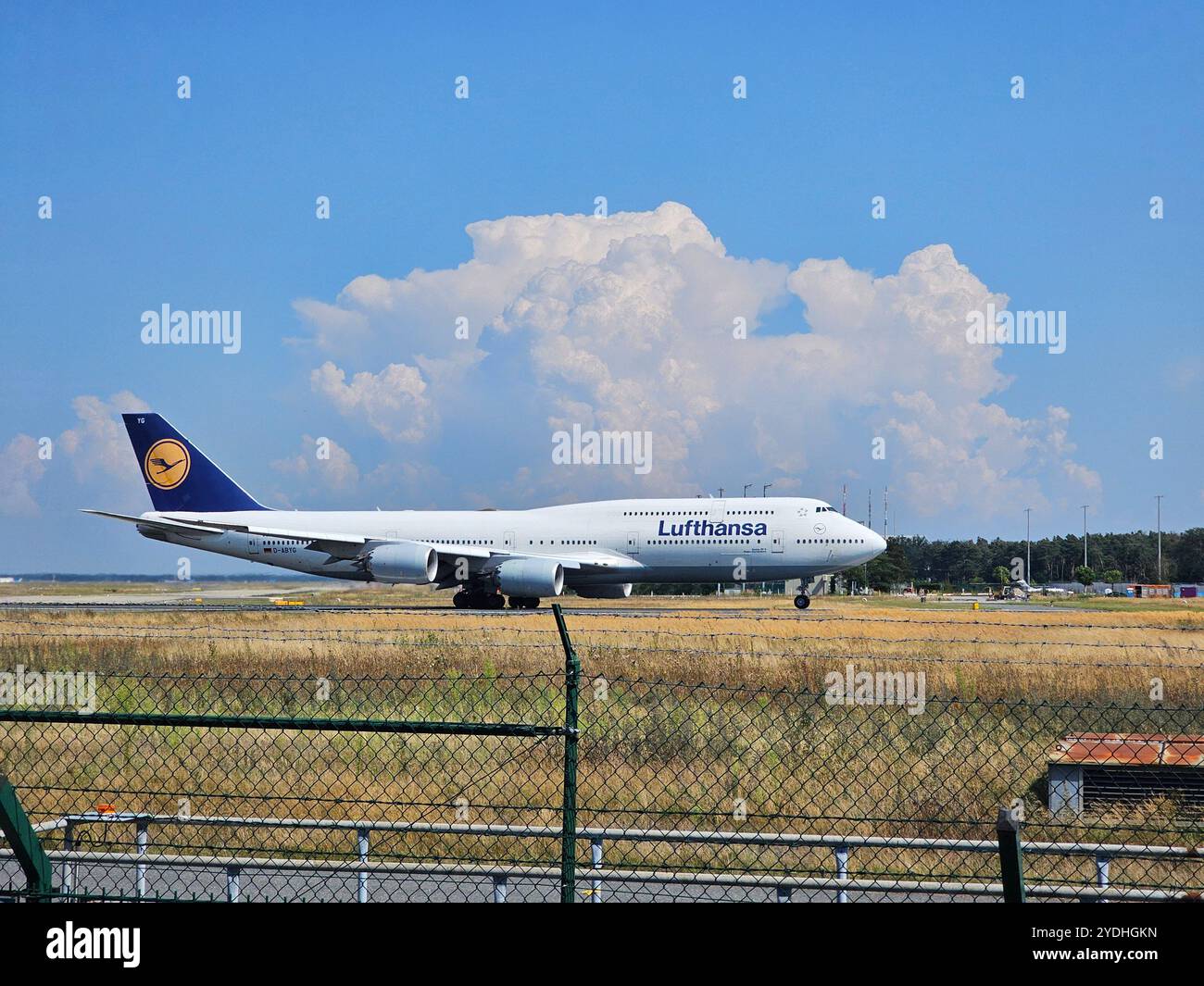 Francoforte, Assia, Germania - 13 agosto 2024: Aeroporto Lufthansa Boeing 747-830 D-ABYG fra Frankfurt Foto Stock
