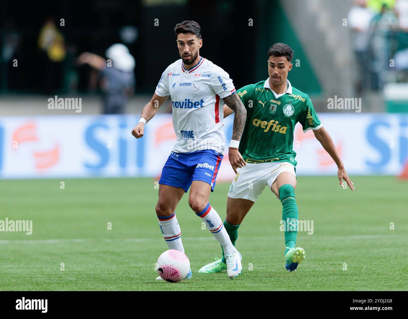 San Paolo, Brasile. 26 ottobre 2024. Calcio - Campionato brasiliano - Palmeiras contro Fortaleza - Stadio Allianz Parque. Vitor Reis di Palmeiras durante il match Credit: Vilmar Bannach/Alamy Live News Foto Stock