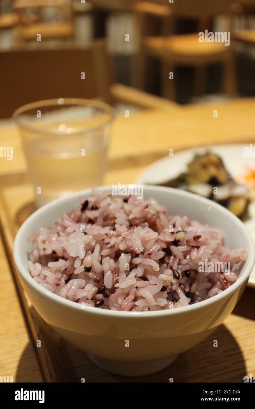 Cucina giapponese: Jikkokumai (10 tipi di cereali cotti compreso il riso) a Tokyo, Giappone Foto Stock