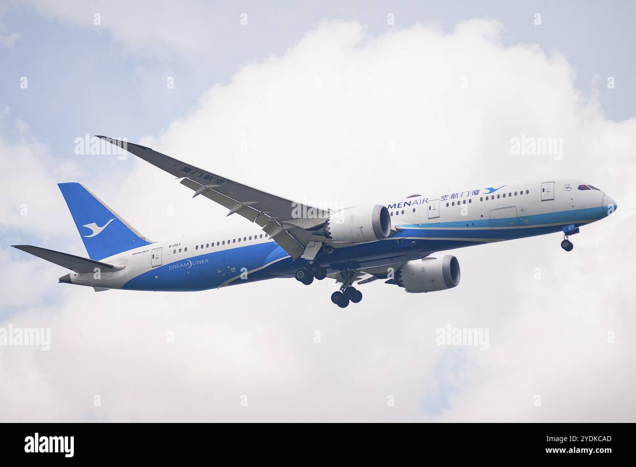 26.07.2023, Singapore, Repubblica di Singapore, Asia, Un aeromobile passeggeri della compagnia aerea cinese Xiamen Air del tipo Boeing 787-9 Dreamliner con Th Foto Stock