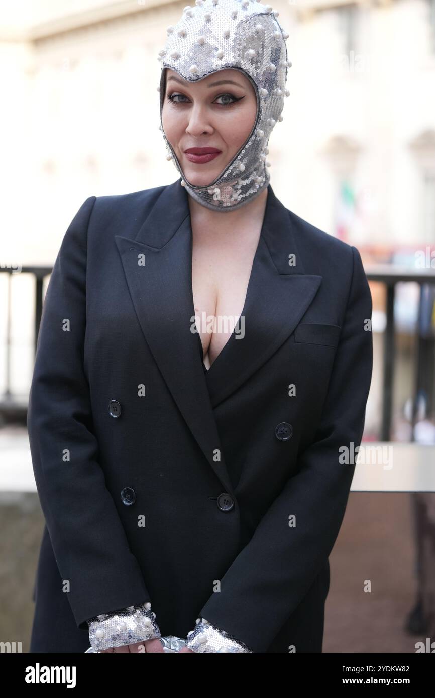 Tanzer partecipa al Chiccomao Fashion Show durante la settimana della moda di Milano SS25 presso Palazzo reale di Milano il 22 settembre 2024. Foto Stock