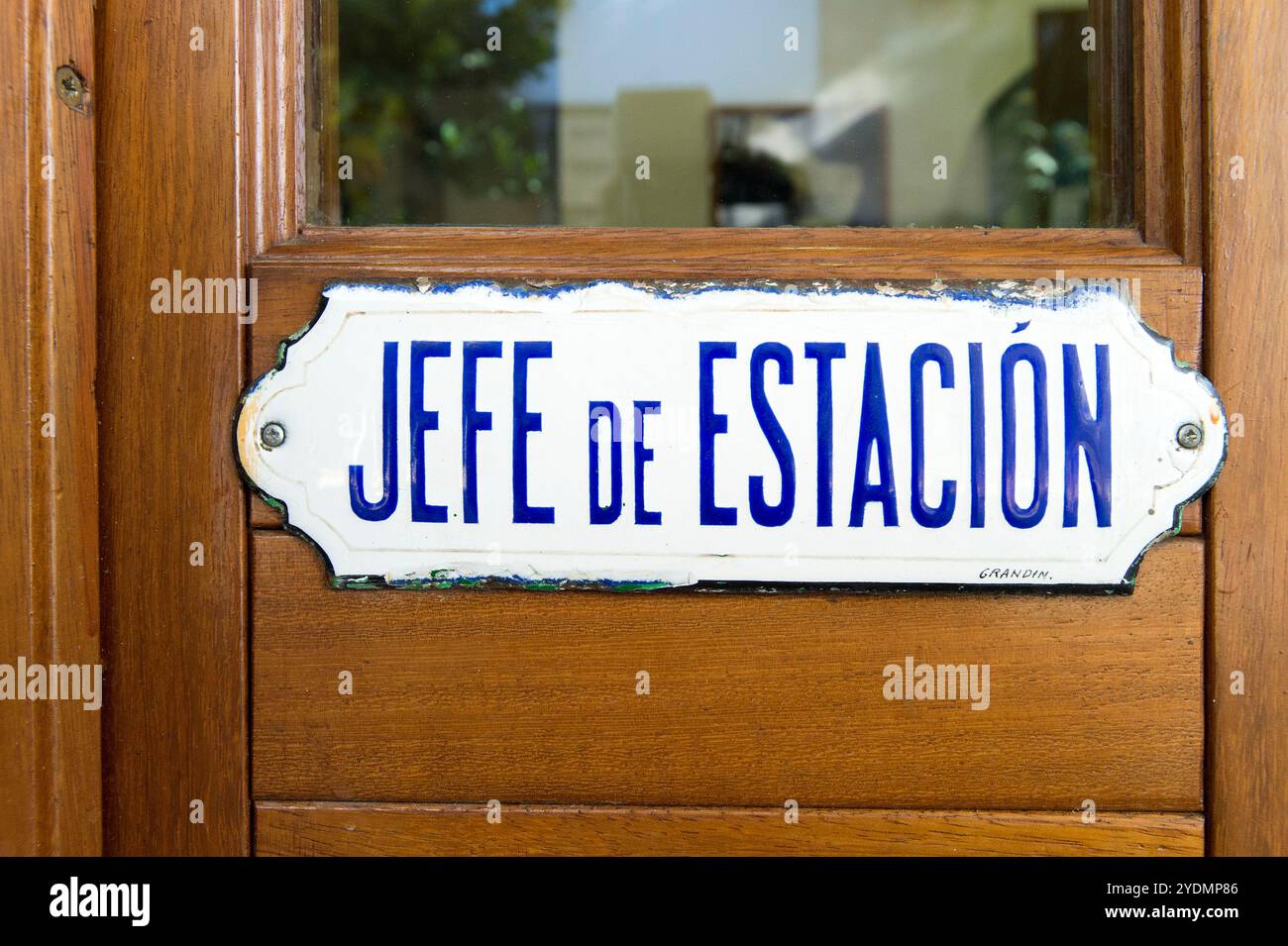 Schild 'Stationsvorsteher' im Bahnhof des 'Tren de Sóller' a Palma di Maiorca. Foto Stock