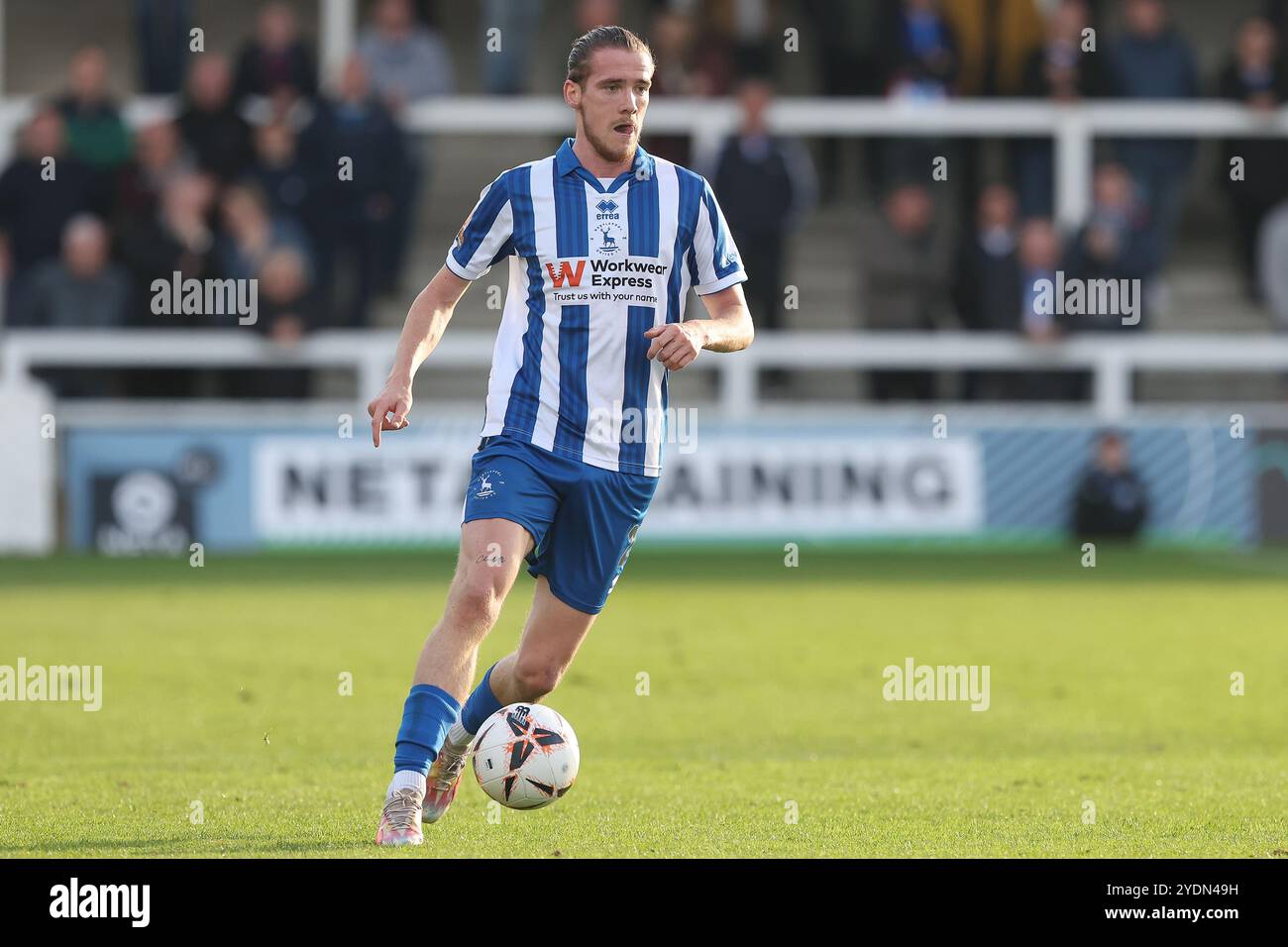 Daniel Dodds dell'Hartlepool United durante la partita della Vanarama National League tra Hartlepool United e Aldershot Town al Victoria Park di Hartlepool, sabato 26 ottobre 2024. (Foto: Mark Fletcher | mi News) crediti: MI News & Sport /Alamy Live News Foto Stock