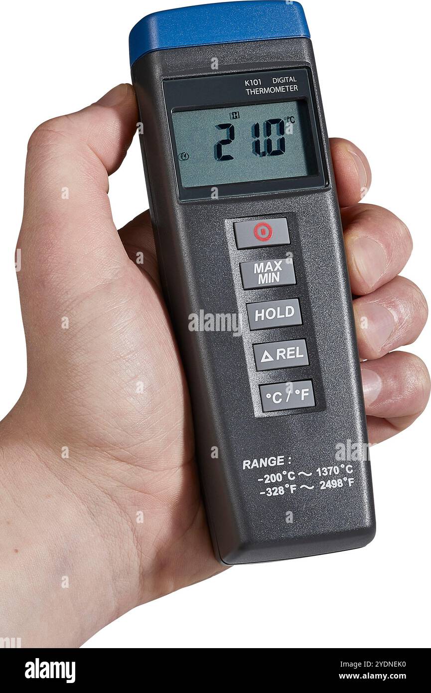Ripresa da studio di un dispositivo digitale portatile per la misurazione della temperatura Foto Stock