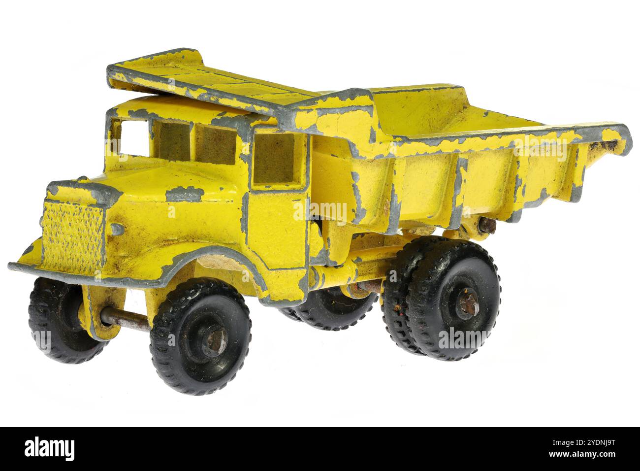 Dumper Lesney vintage isolato su sfondo bianco Foto Stock