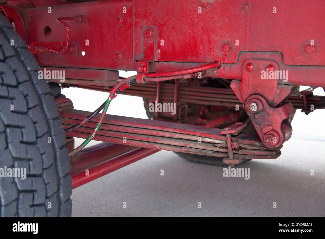 Molle a piastra sui carrelli Foto Stock