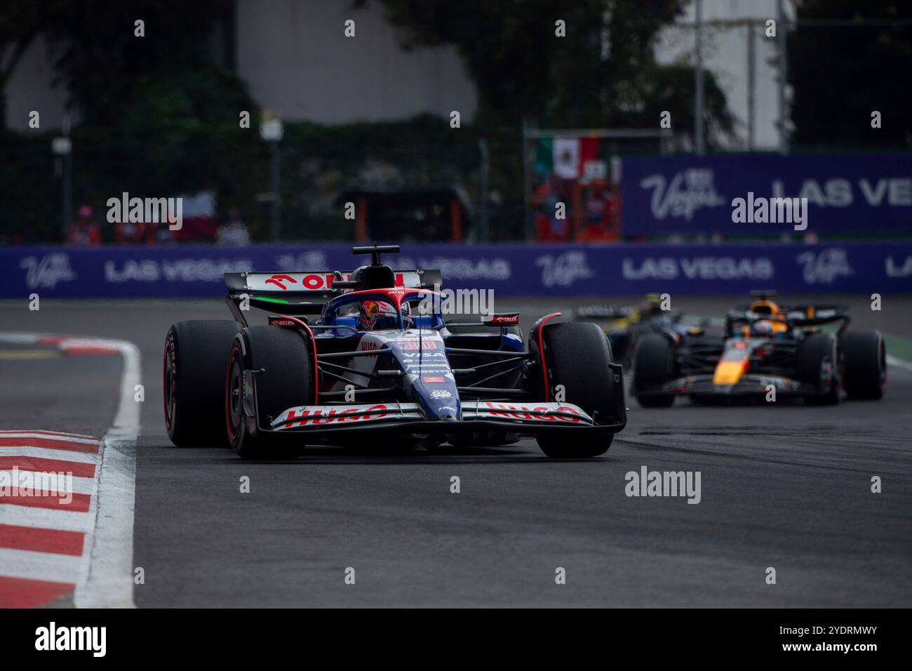 Città del Messico, Vereinigte Staaten. 27 ottobre 2024. Liam Lawson (Visa Cash App RB Formula One Team Racing Bulls, Neuseeland, #30) im VCARB 01, mex, Formel 1 Weltmeisterschaft, Grand Prix von Mexiko City, autodromo Hermanos Rodriguez, Rennen, 27.10.2024 foto: Eibner-Pressefoto/Michael Memmler credito: dpa/Alamy Live News Foto Stock