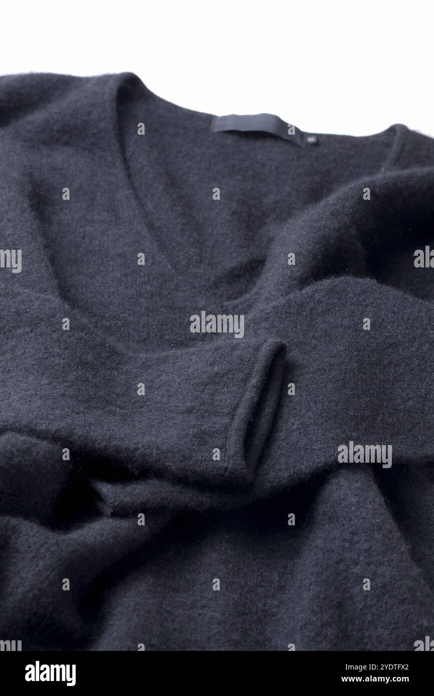 Pullover in cashmere con scollo a V. Foto Stock