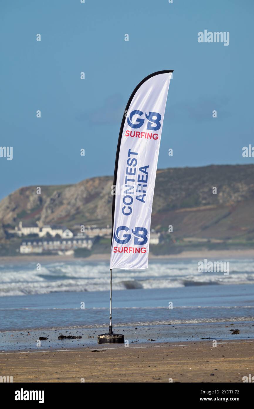 La competizione di Surfing GB Inter-Clubs a St Ouens in Jersey Foto Stock