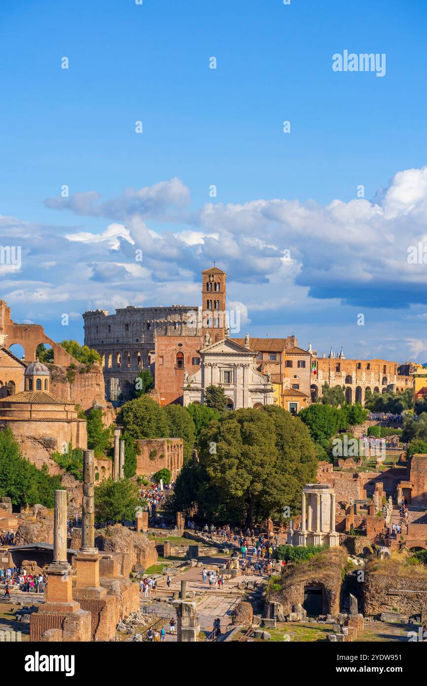 Fori Imperiali, sito patrimonio dell'umanità dell'UNESCO, Roma, Lazio, Italia, Europa Foto Stock