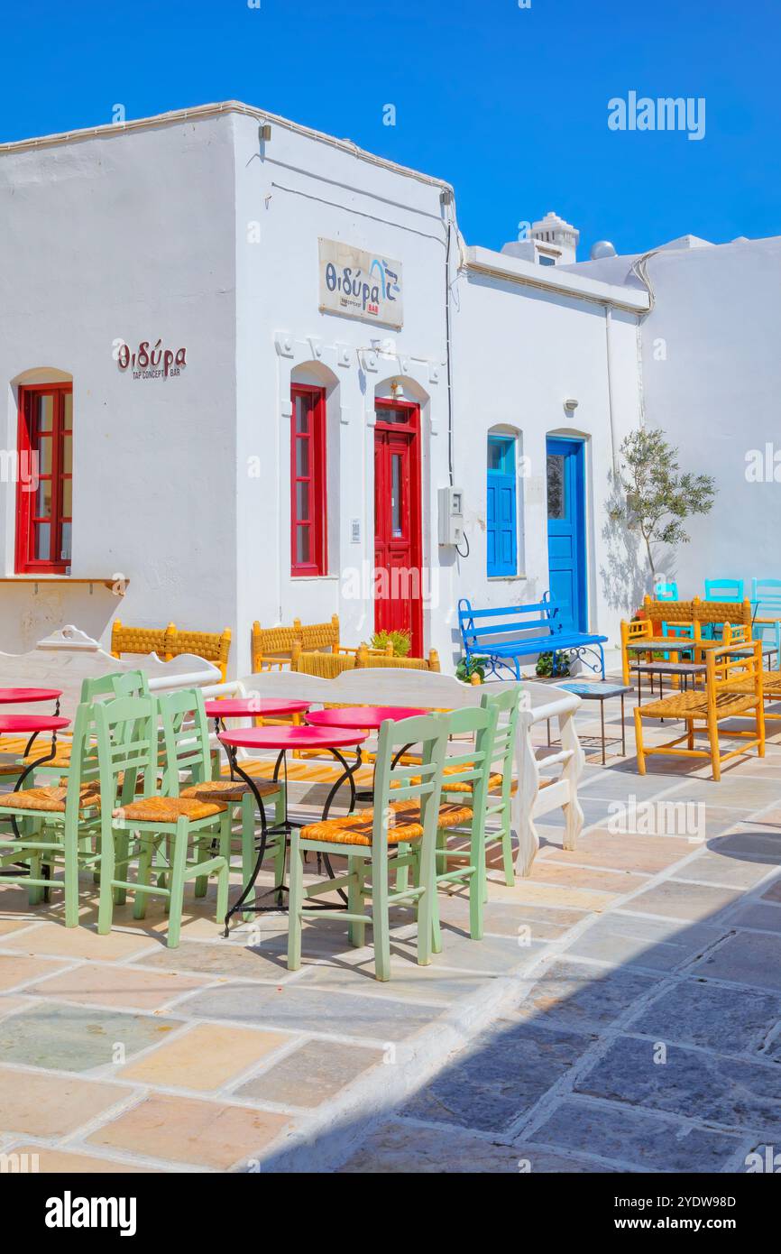 Piazza centrale di Chora, Chora, isola di Serifos, Cicladi, isole greche, Grecia, Europa Foto Stock