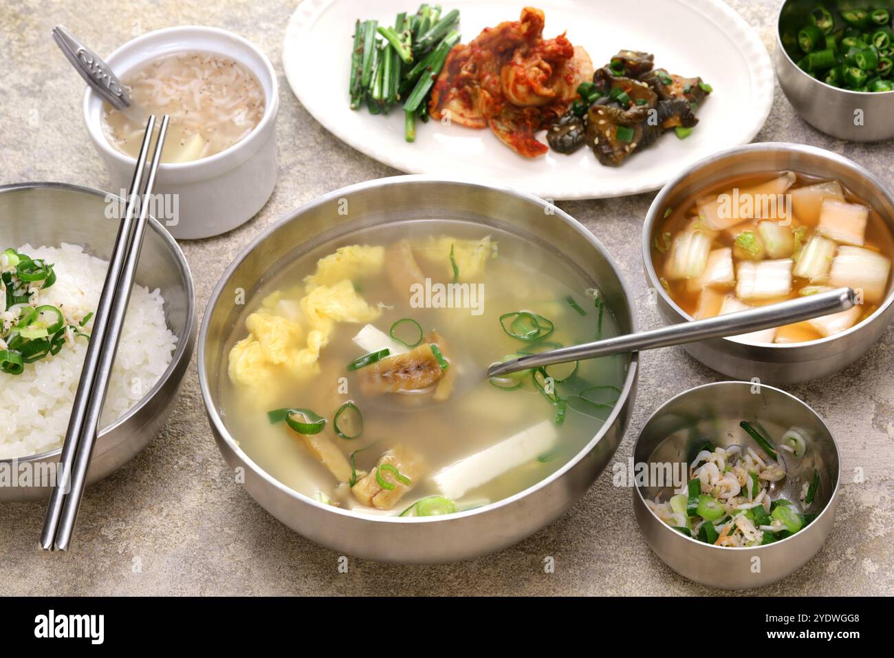 Pugok fatto in casa (zuppa di merluzzo secco, cibo coreano) Foto Stock