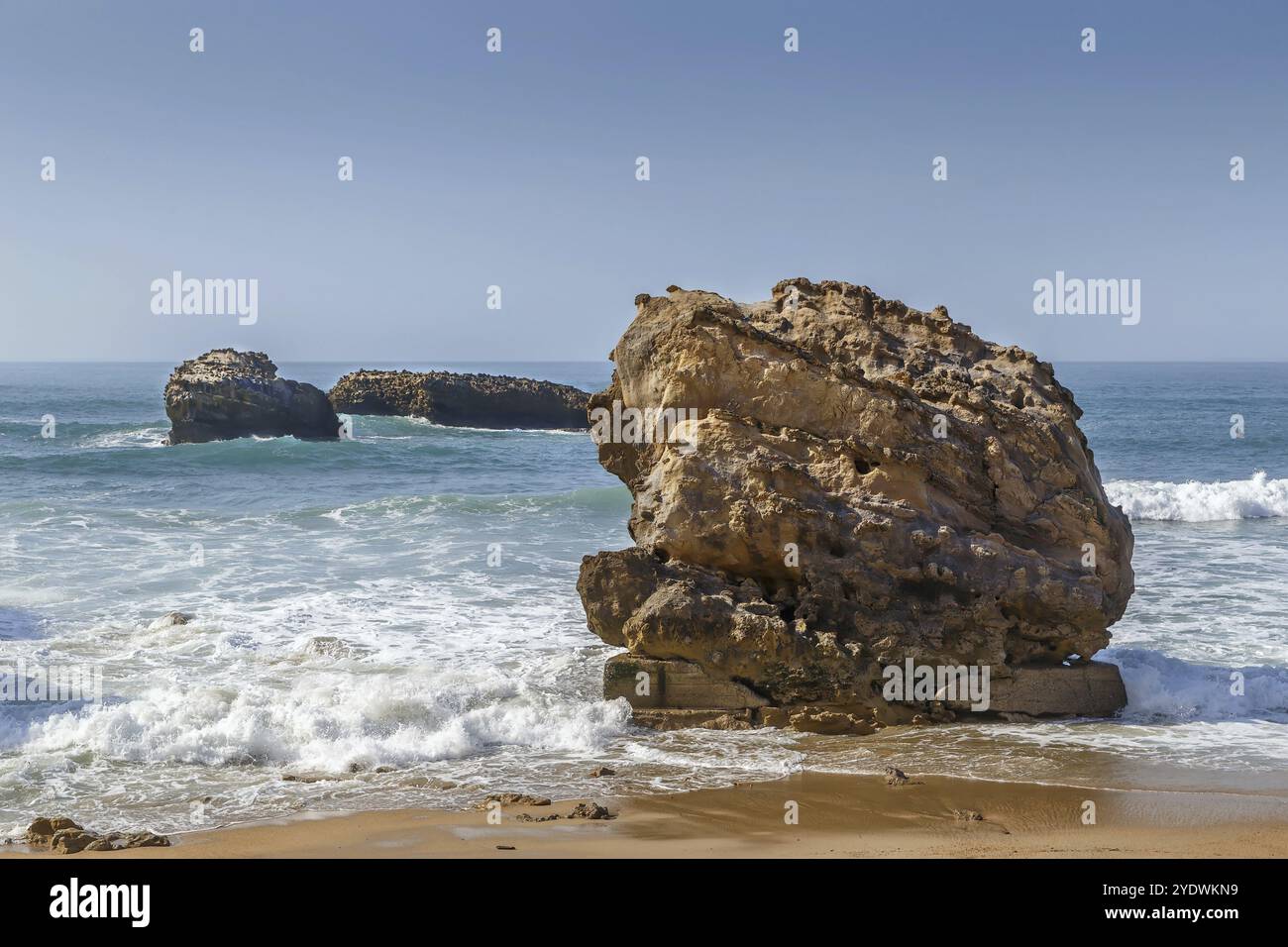 Rocce sul Golfo di Biscaglia a Biarritz, Francia, Europa Foto Stock