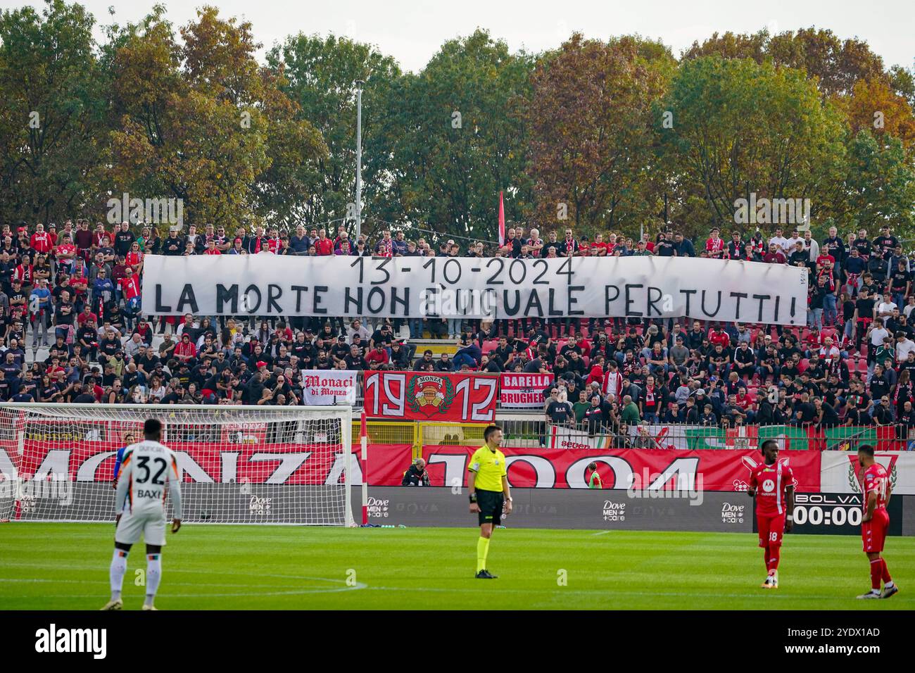 Monza, Italia. 27 ottobre 2024. AC Monza tifoso di curva Davide Pieri, durante l'AC Monza vs Venezia FC, serie A, allo U-Power Stadium. Crediti: Alessio Morgese/Alessio Morgese/Emage/Alamy live news Foto Stock