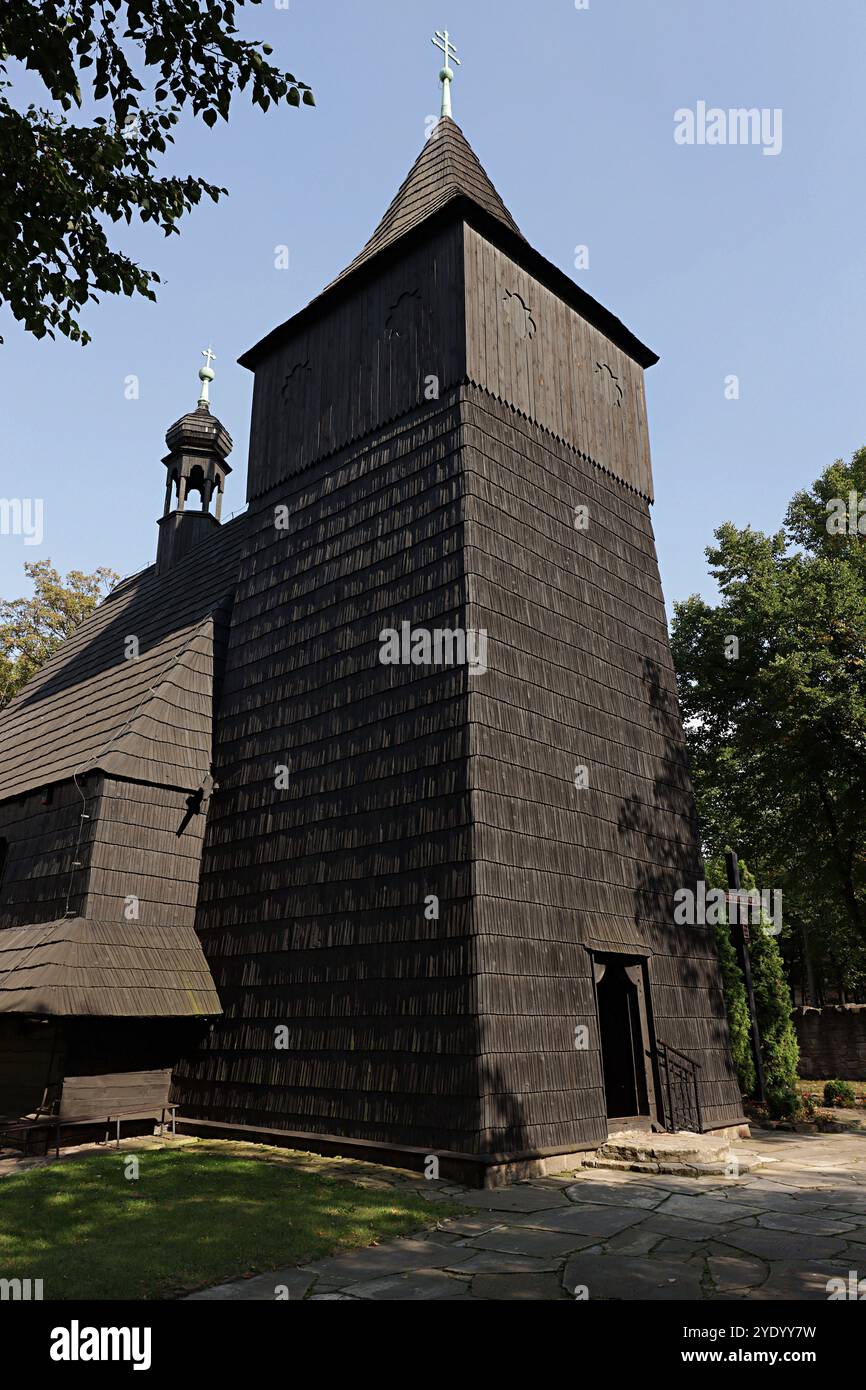 Chiesa cattolica in legno di San Lorenzo costruita nel 1599 a Chorzow, Slesia, Polonia Foto Stock