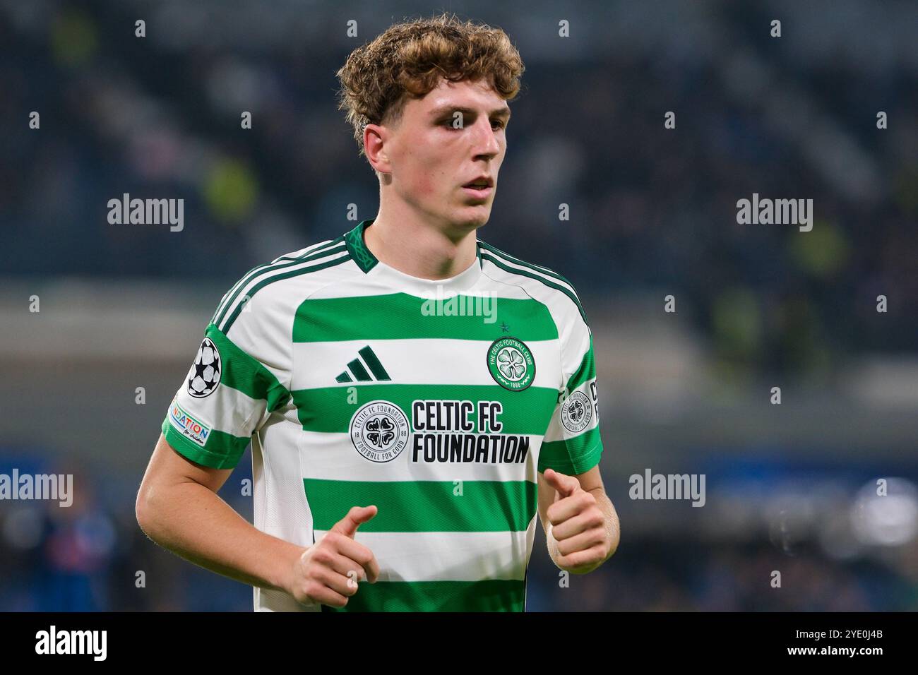 Arne Engels del Celtic FC durante la fase MD1 della UEFA Champions League 2024/2025 tra l'Atalanta BC e il Celtic FC al Gewiss Stadiu Foto Stock