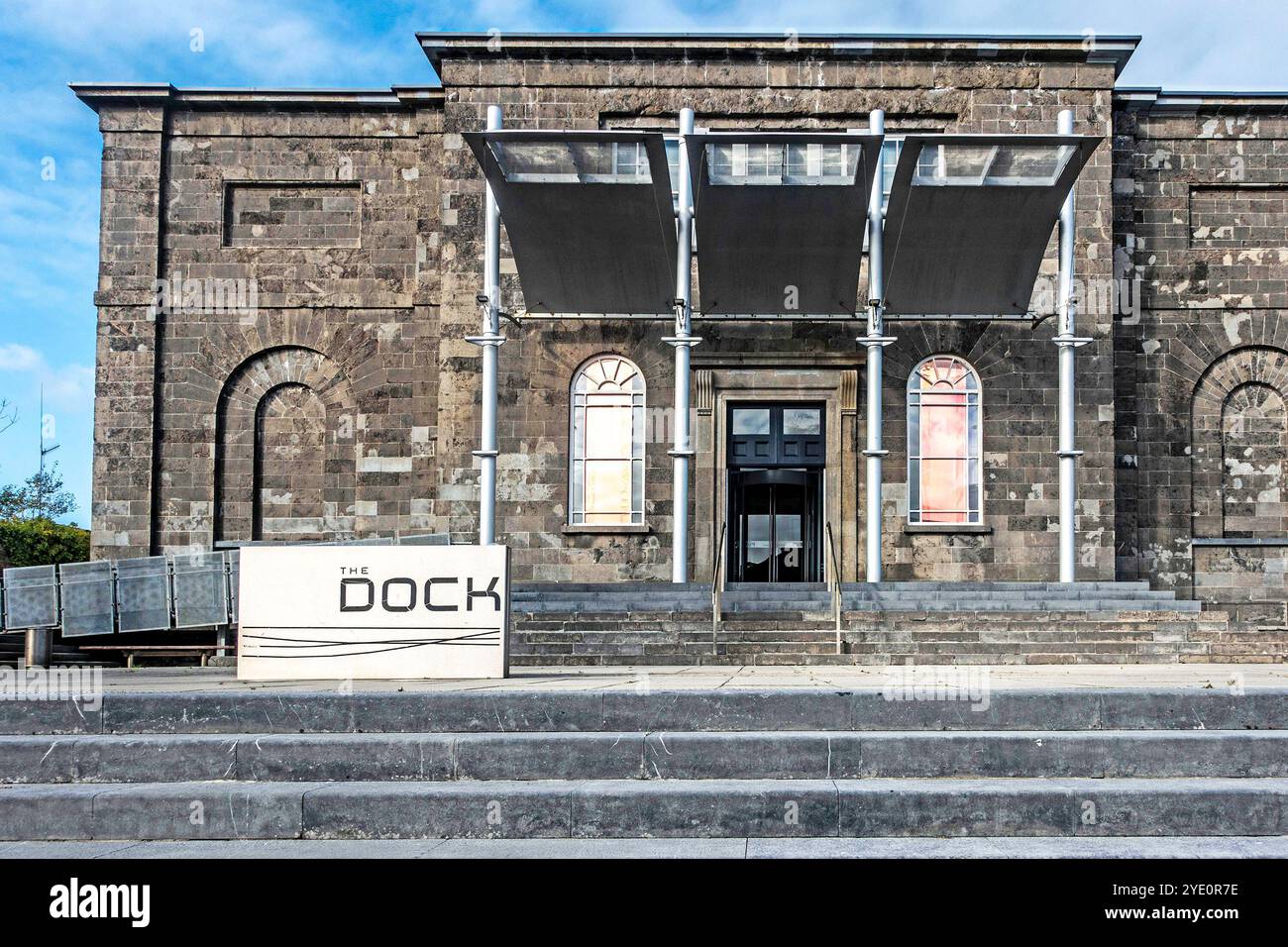 Il Dock Art Centre di Carrick on Shannon, Leitrim, Irlanda. Esibizione di danza, musica, arte visiva, teatro ed educazione artistica. Foto Stock