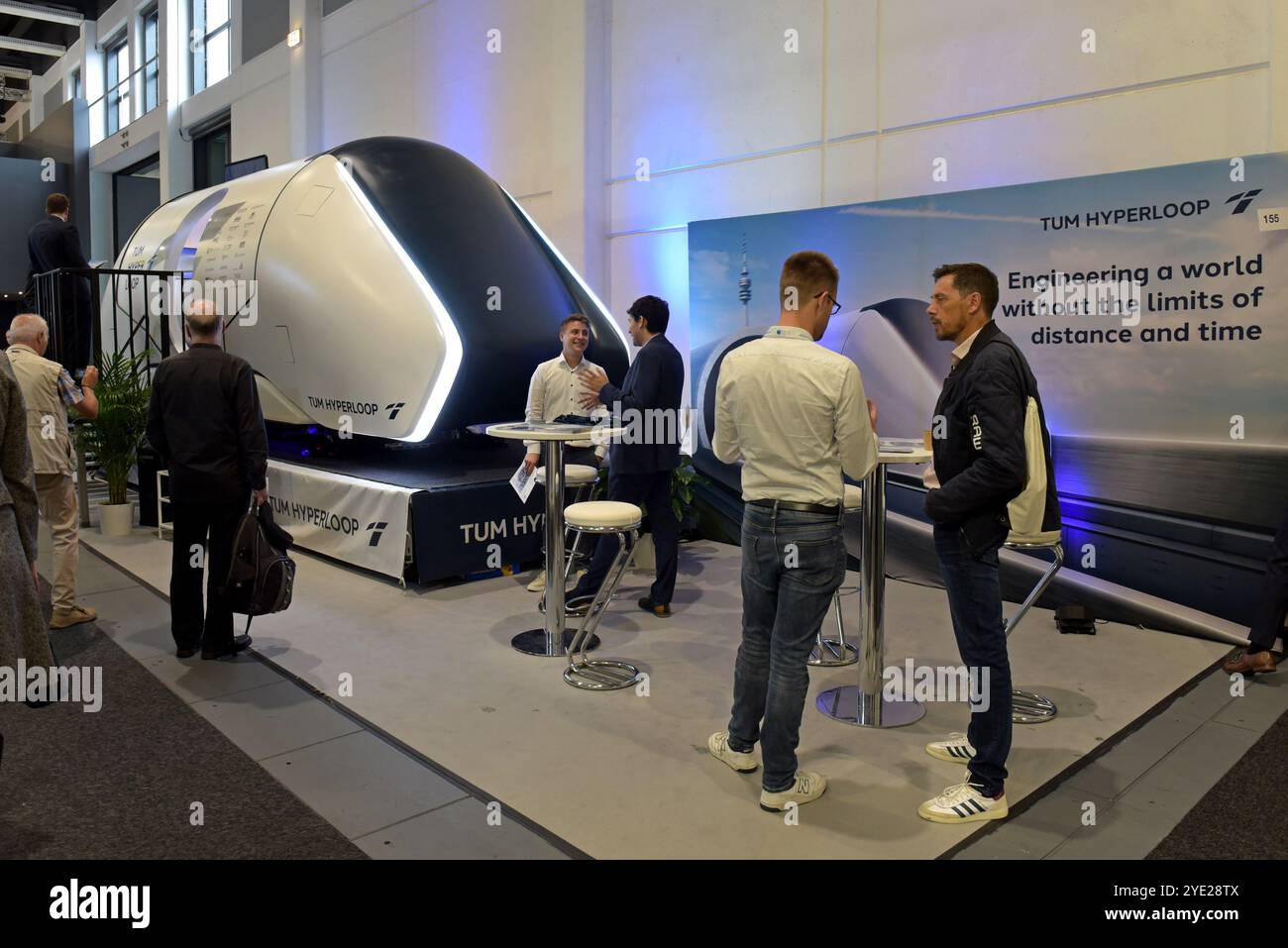 Hyperloop mock up in mostra alla fiera mondiale dei trasporti pubblici Innotrans, Berlino, settembre 2024 Foto Stock