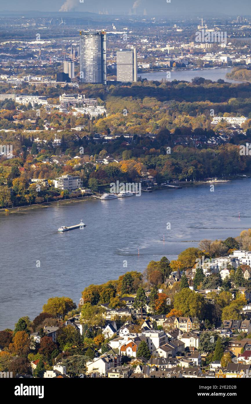 Skyline di Bonn sul Reno, Segretariato UNFCCC della Convenzione quadro sui cambiamenti climatici, grattacielo delle Nazioni Unite, campus di Bonn, Posttower, Deutsc Foto Stock