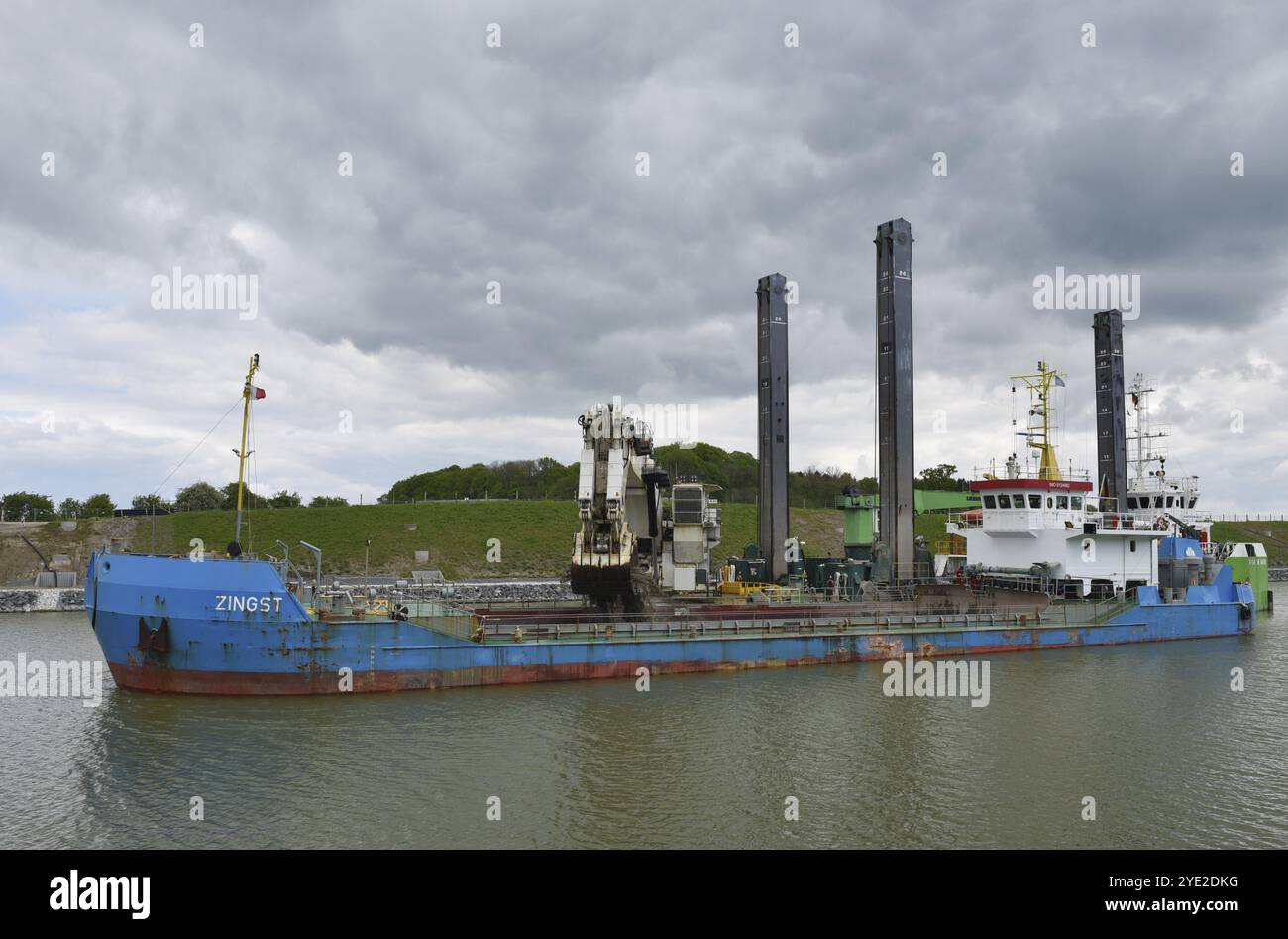 Lavorare con una draga sul canale di Kiel per allargare il canale, Kiel Canal, Schleswig-Holstein, Germania, Europa Foto Stock