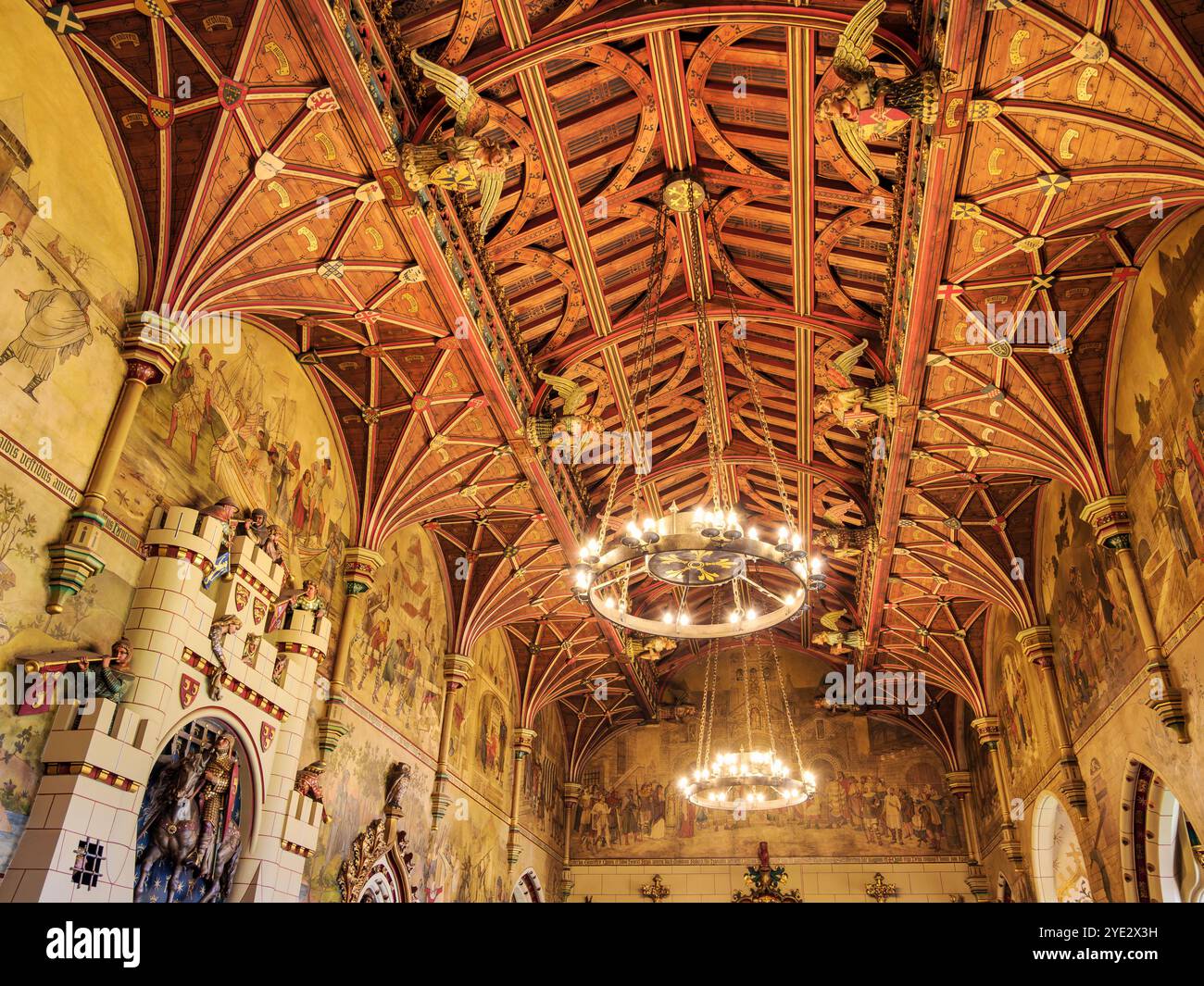 Castello di Cardiff, interno sala banchetti, Cardiff, Galles, Regno Unito Foto Stock