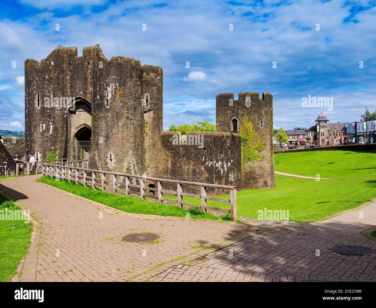 Caerphilly Castle, Caerphilly, Galles, Regno Unito Foto Stock