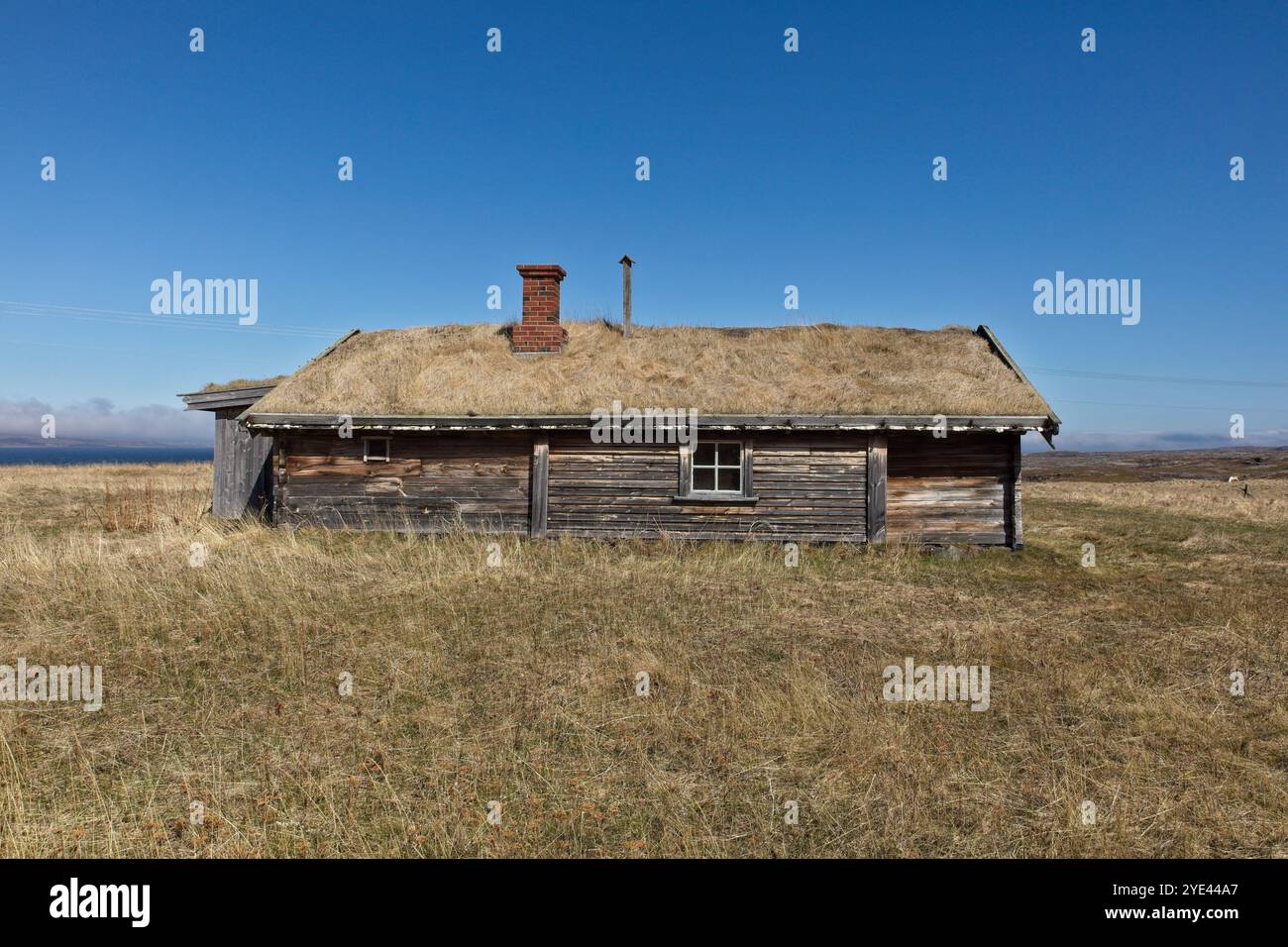 La casa d'infanzia di Isak Saba, con il bel tempo estivo, Reahpen, Norvegia. Foto Stock