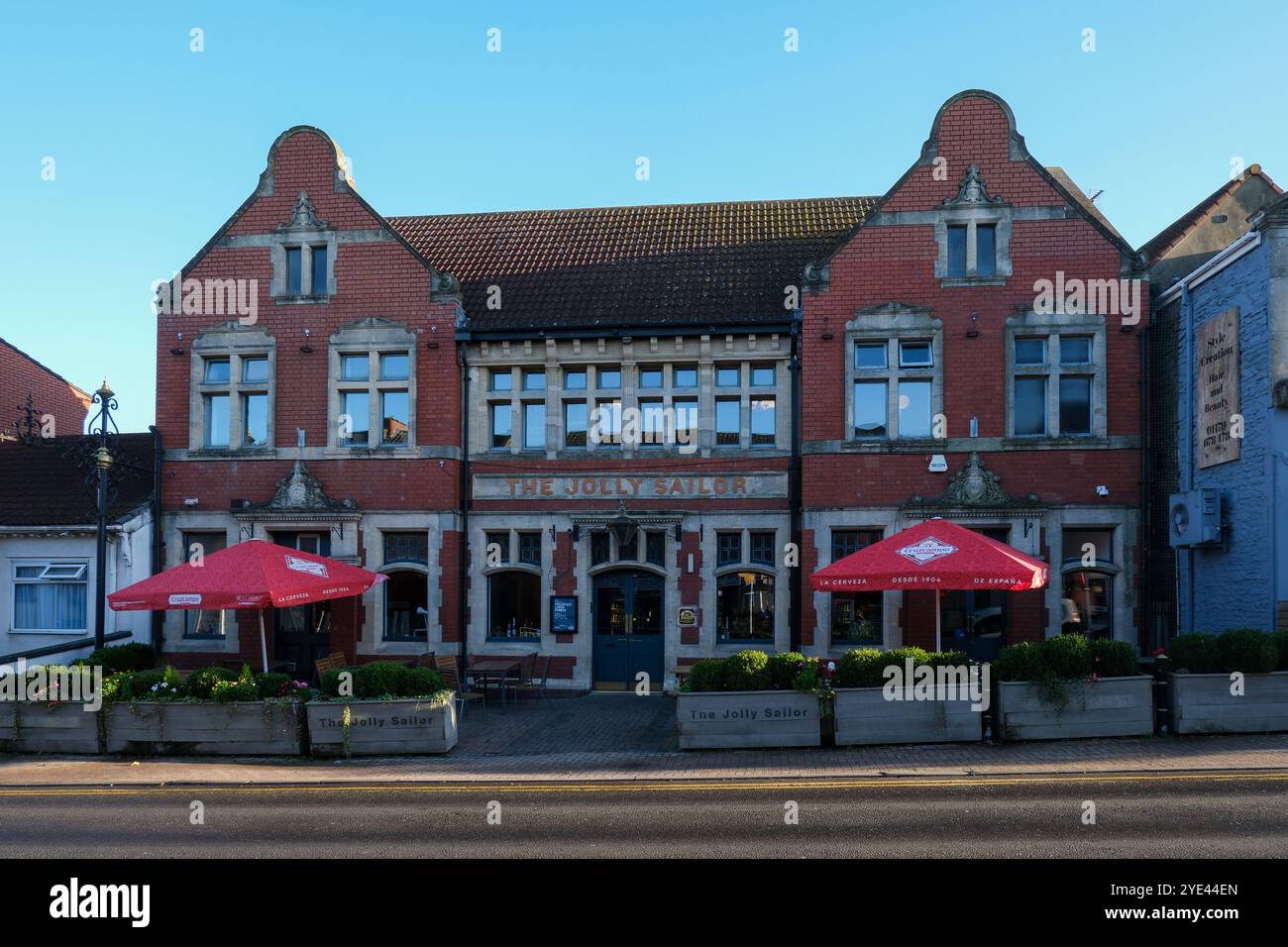The Jolly Sailor Pub, Hanham, Bristol (24 ottobre). Precedentemente un pub Weatherspoon ora di proprietà di Zazus Foto Stock