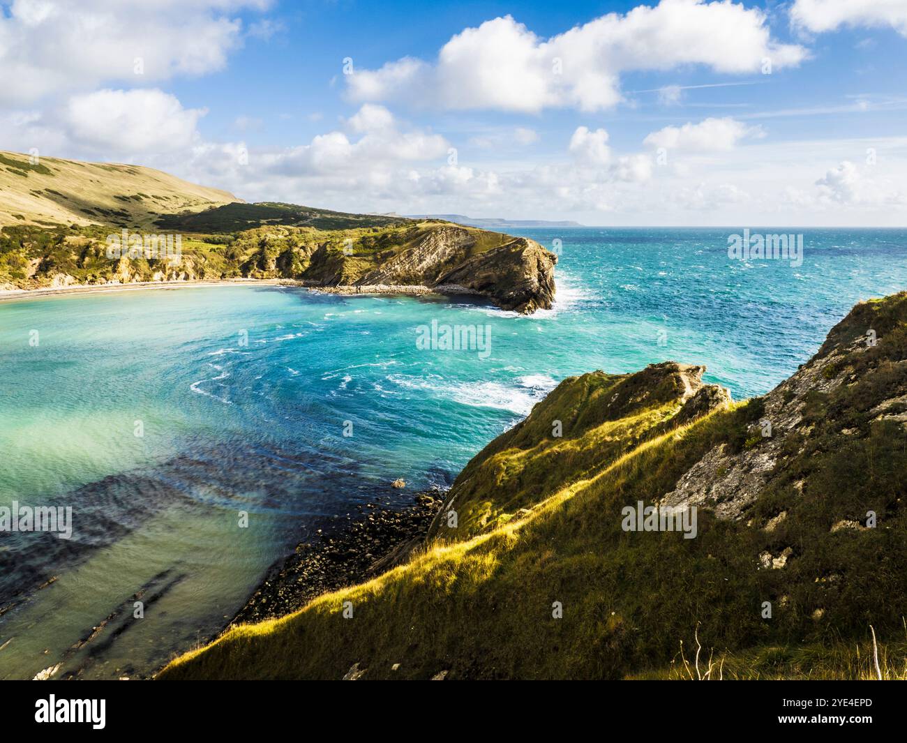 Lulworth Cove su Jurassic Coast nel Dorset. Foto Stock