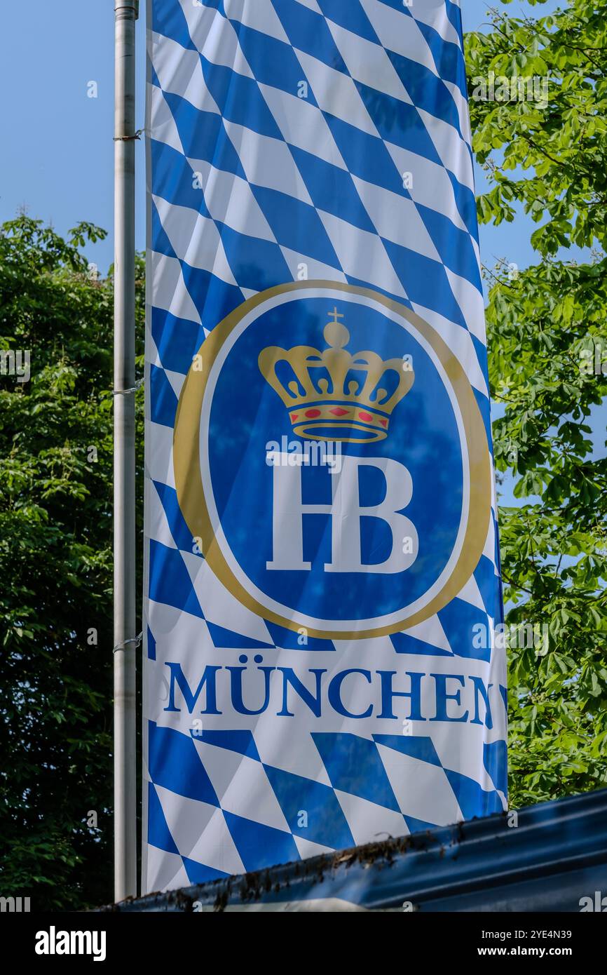 Bandiera da issare Logo 250x150 cm | FC Bayern Monaco Store