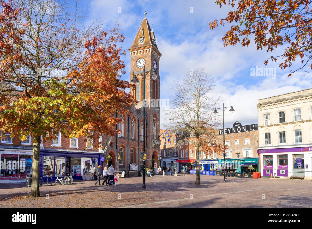 Edificio del Consiglio comunale di Newbury nella Town Hall Market Place Newbury nel centro della città di Newbury Berkshire Inghilterra Regno Unito Europa Foto Stock