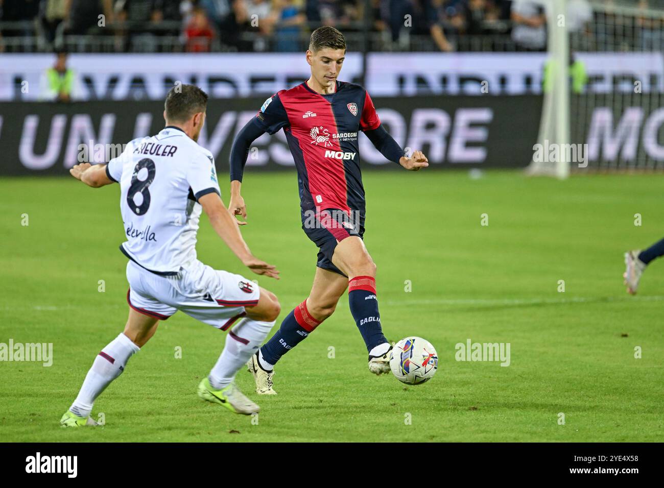 Cagliari, Italia. 29 ottobre 2024. Il centrocampista del Cagliari Matteo Prati in azione durante la partita di calcio di serie A tra Cagliari calcio e Bologna all'Unipol Domus di Cagliari, Sardegna - martedì 29 ottobre 2024. Sport - calcio (foto di Gianluca Zuddas/Lapresse) credito: LaPresse/Alamy Live News Foto Stock