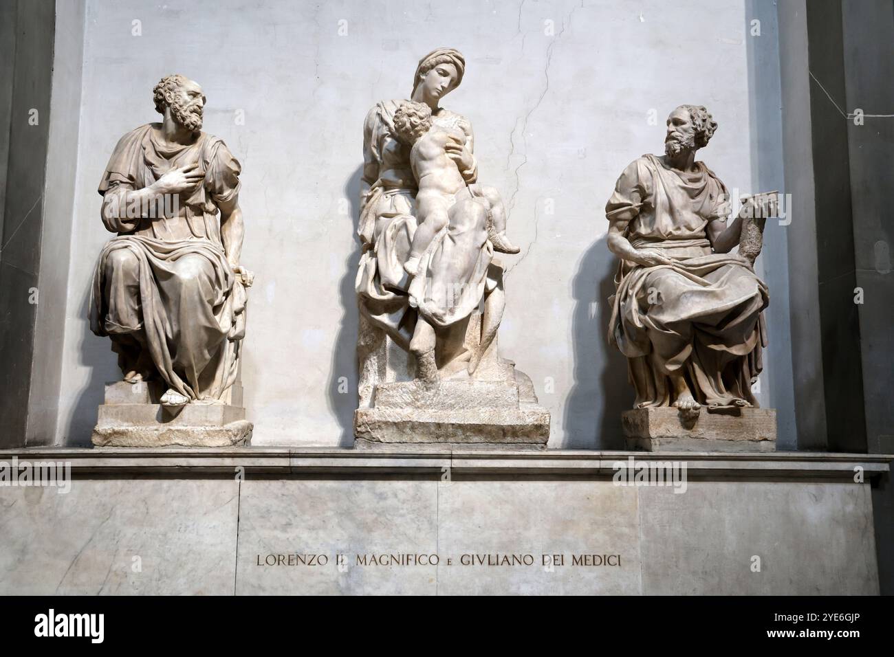 Statua della famiglia Medici nella Cappella Medici a Firenze Foto Stock