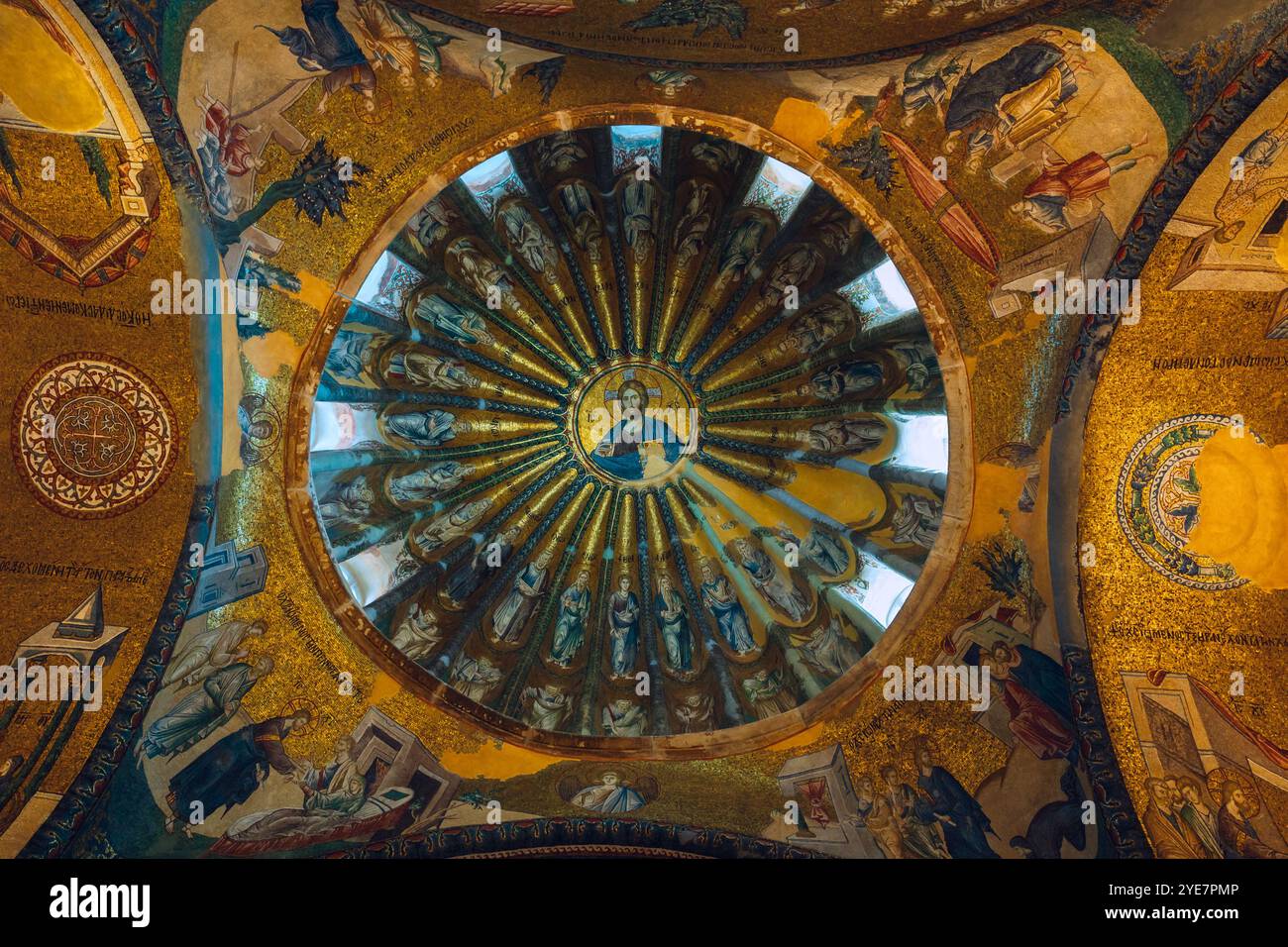 Vista interna della Moschea di Kariye o della Chiesa di Chora. Visita la foto del concept di Istanbul. Istanbul Turchia - 8.17.2024 Foto Stock