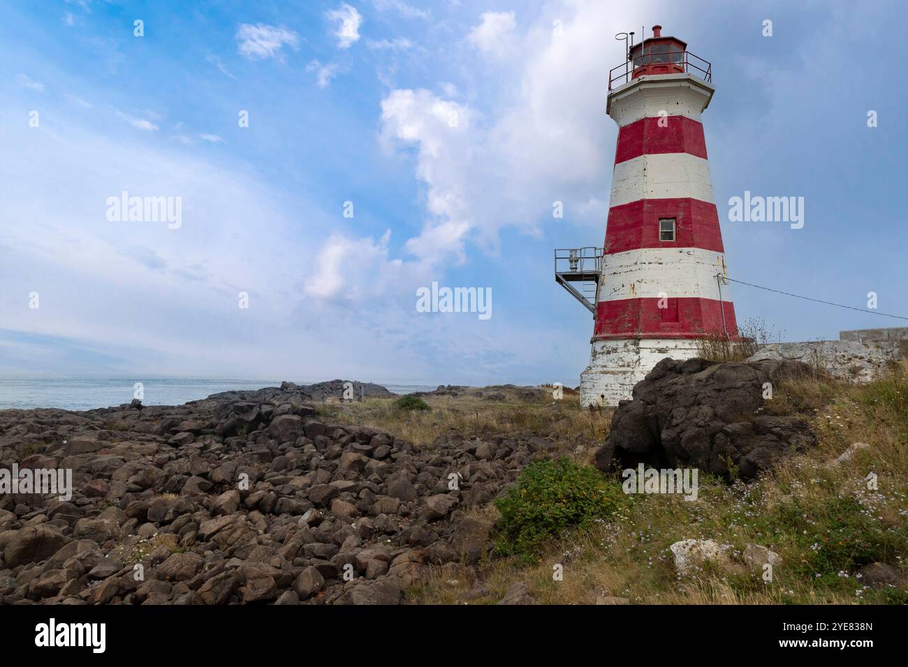 Faro di Brier Island con vista sulla baia di Fundy Foto Stock